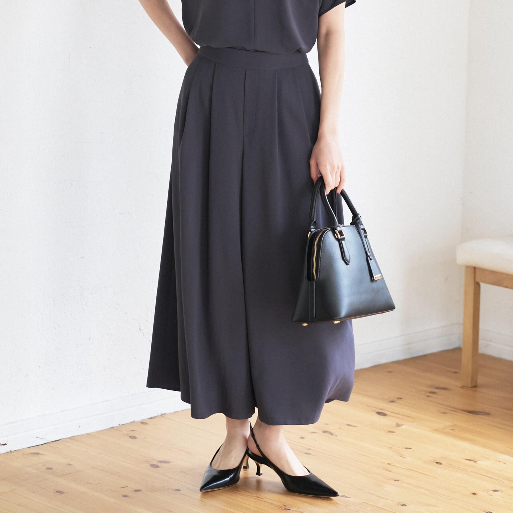 UNTITLED「【夏の名品セットアップが今年も登場！/はっ水/遮熱】リラクミスト ガウチョパンツ」|その他|チャコールグレー(0