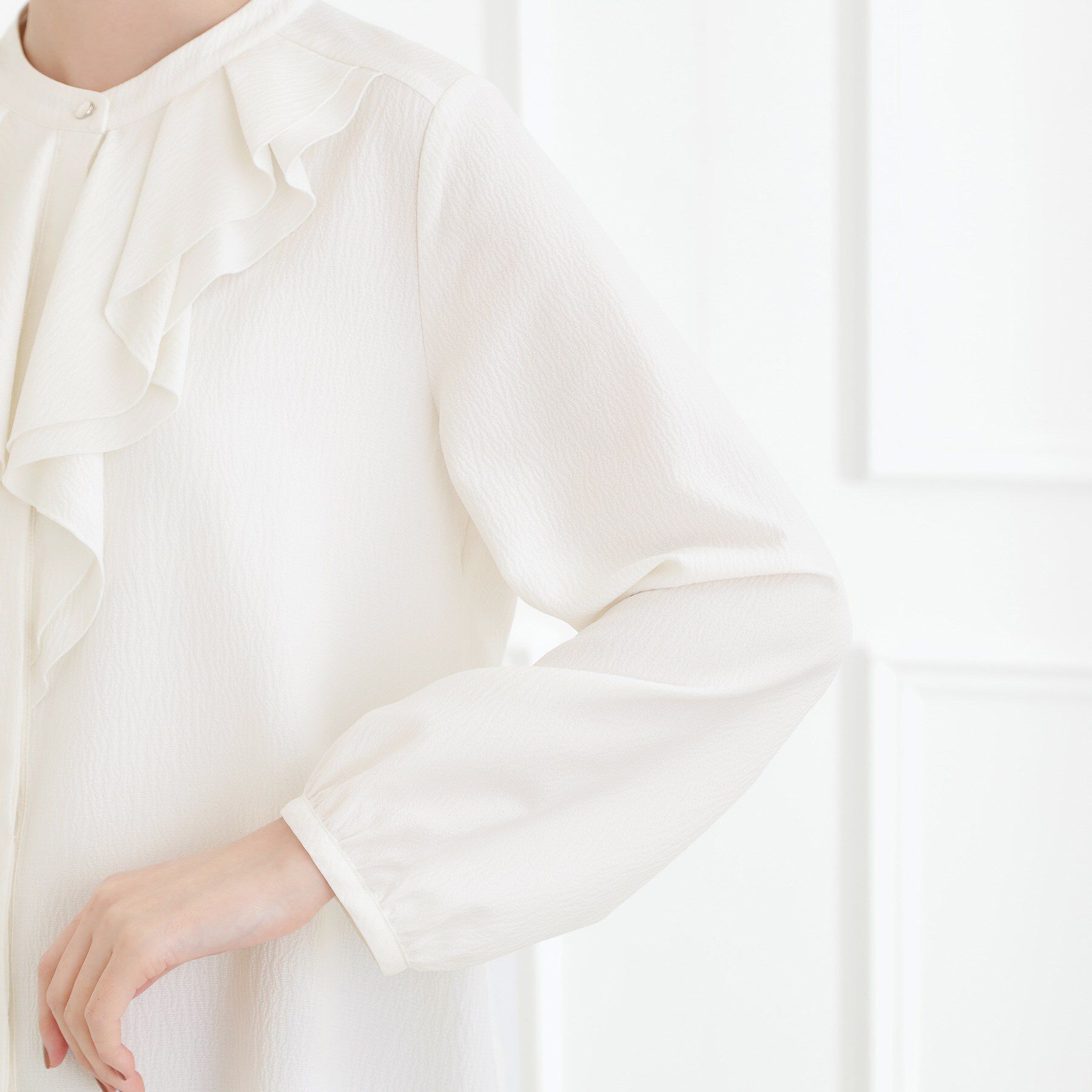 grove「【手洗いOK】フロントラッフルフリルブラウス」|シャツ・ブラウス|