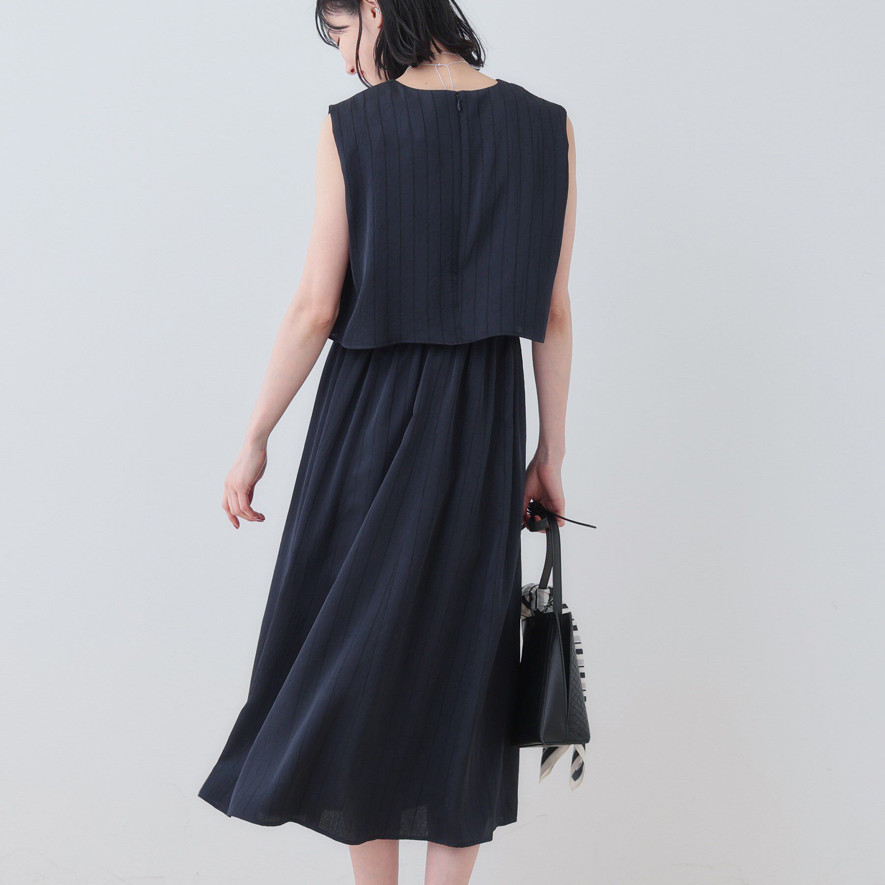 INDIVI「【洗える／UVケア／セット見え】ストライプ柄サテンワンピース」|ワンピース|