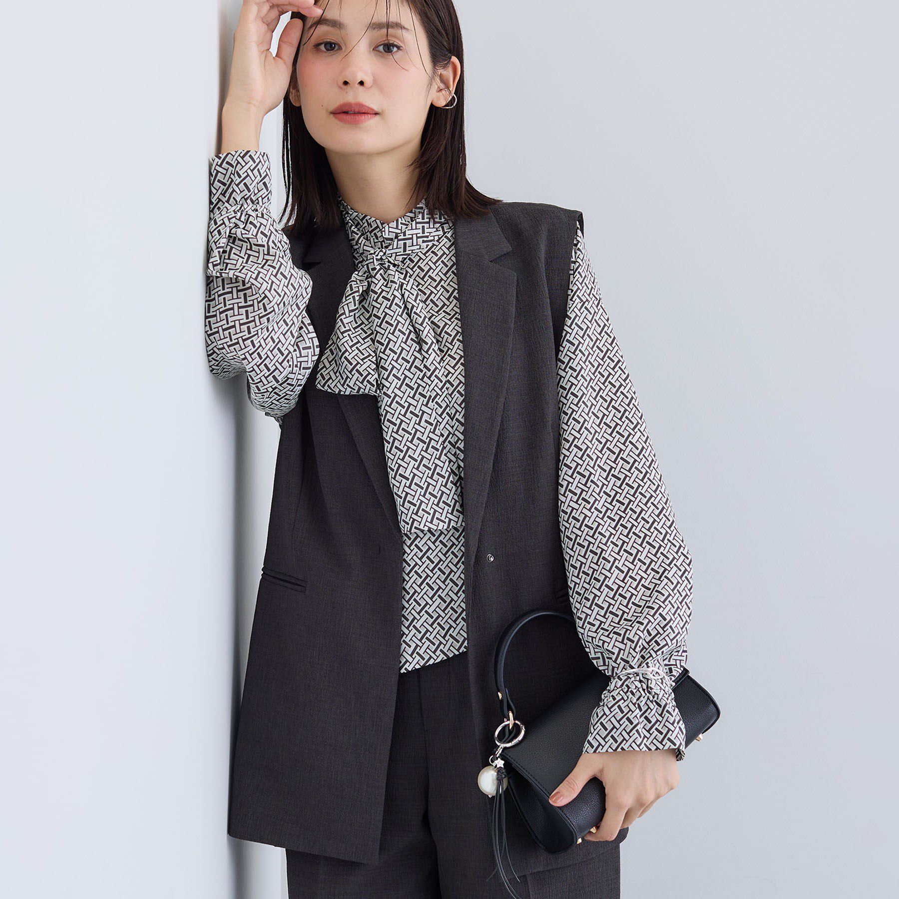 INDIVI「【セットアップ可能】凹凸ストレッチ素材テーラードカラージレジャケット」|テーラードジャケット|スミクロ(718)