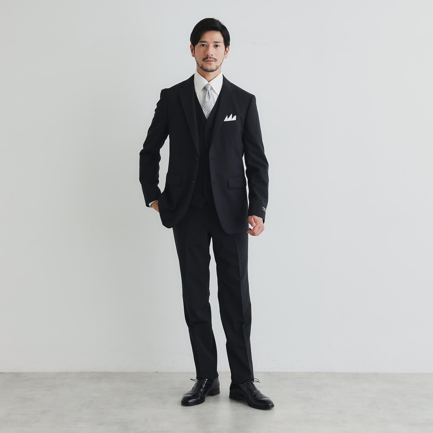 TAKEO KIKUCHI「【Begin12月号掲載】コーデュラ（R）トロピカル ストレッチ スーツ」|スーツ|