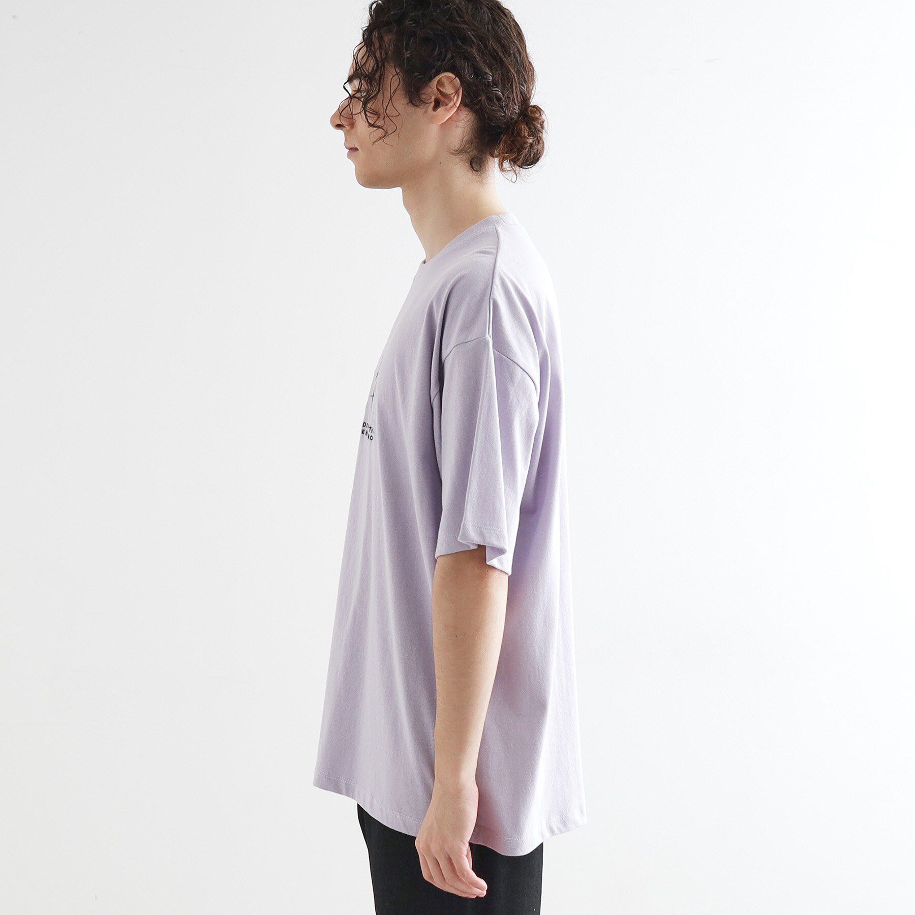tk.TAKEO KIKUCHI「ピープル刺繍Tシャツ」|Tシャツ・カットソー|