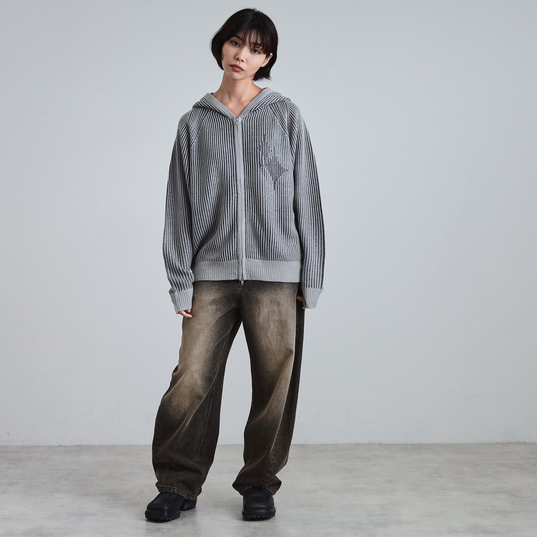 tk.TAKEO KIKUCHI「プレーティングブライトモチーフジップパーカー」|ニット・セーター|