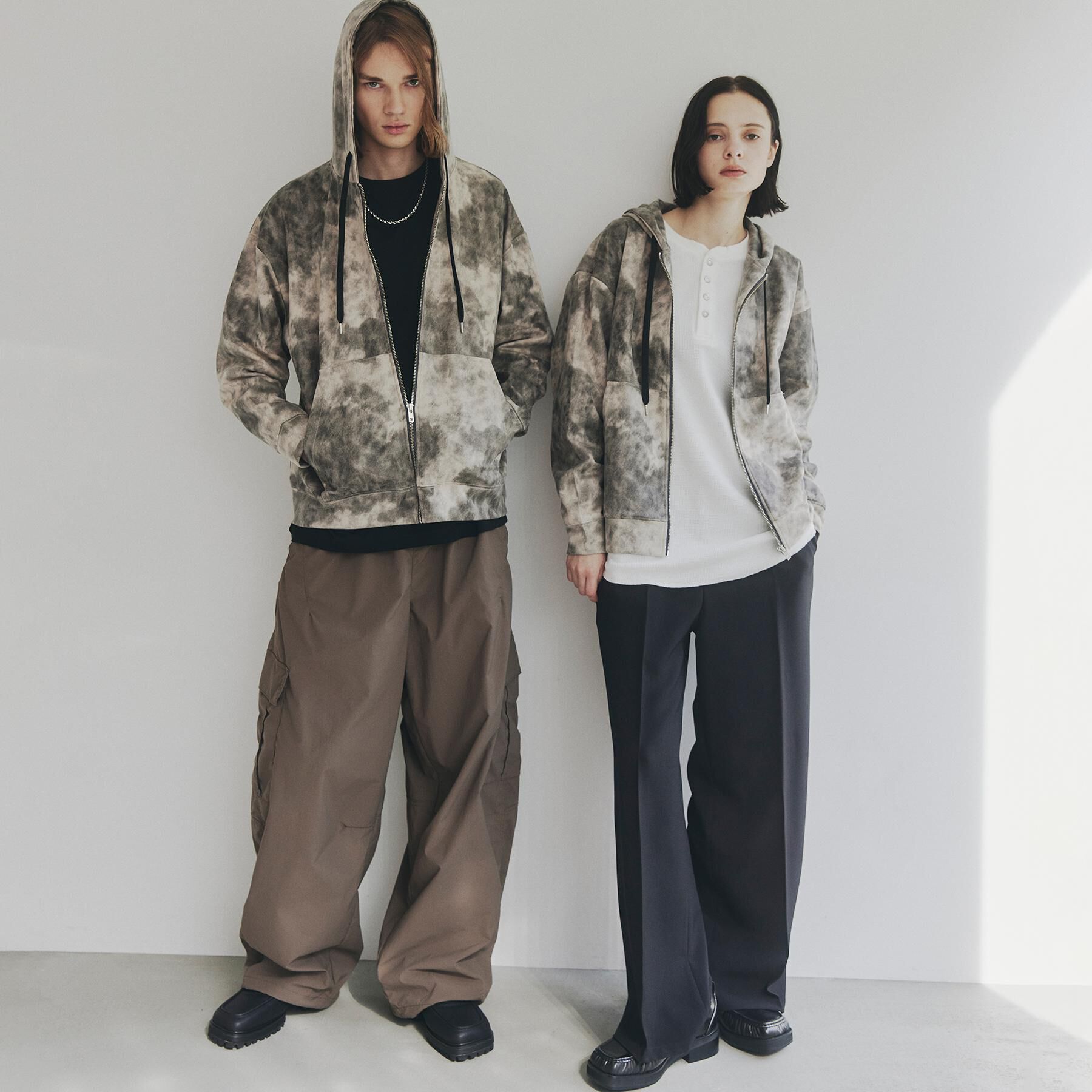 tk.TAKEO KIKUCHI「ヴィンテージライクプリント ジップパーカー」|パーカー|