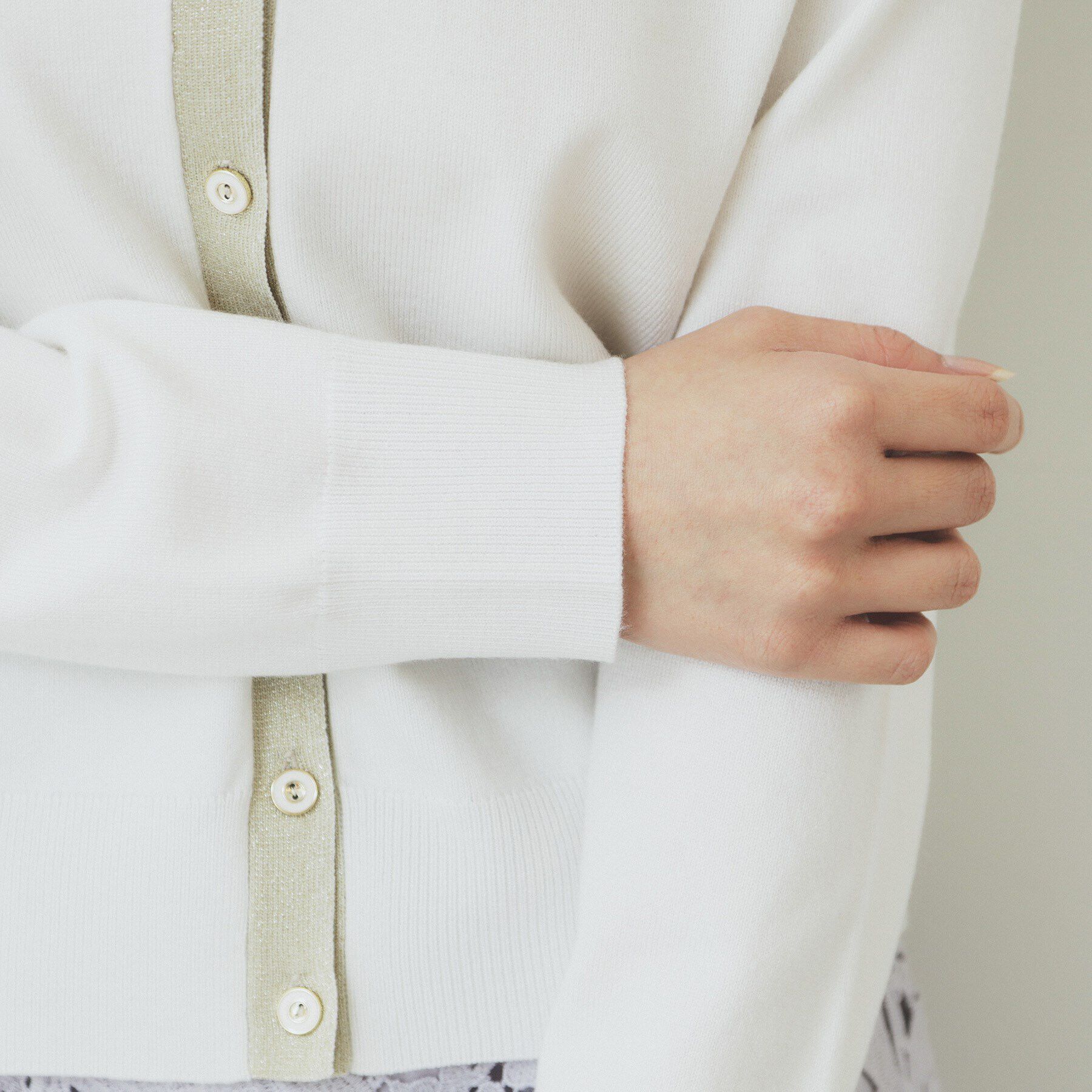 index「ラメトリムカーディガン【洗濯機洗い可】」|カーディガン|