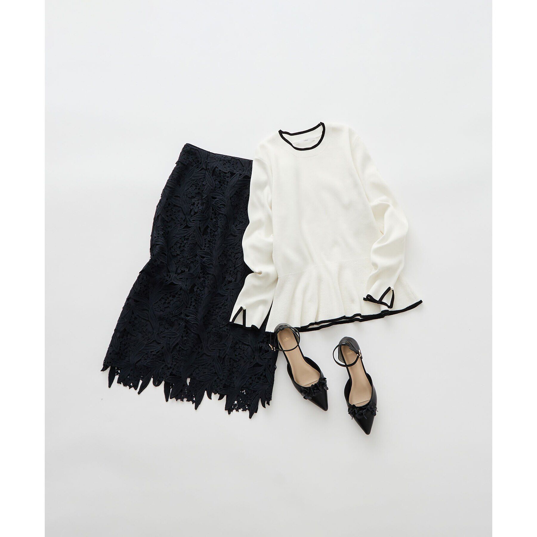 index「バイカラーペプラムニット【洗濯機洗い可】」|ニット・セーター|