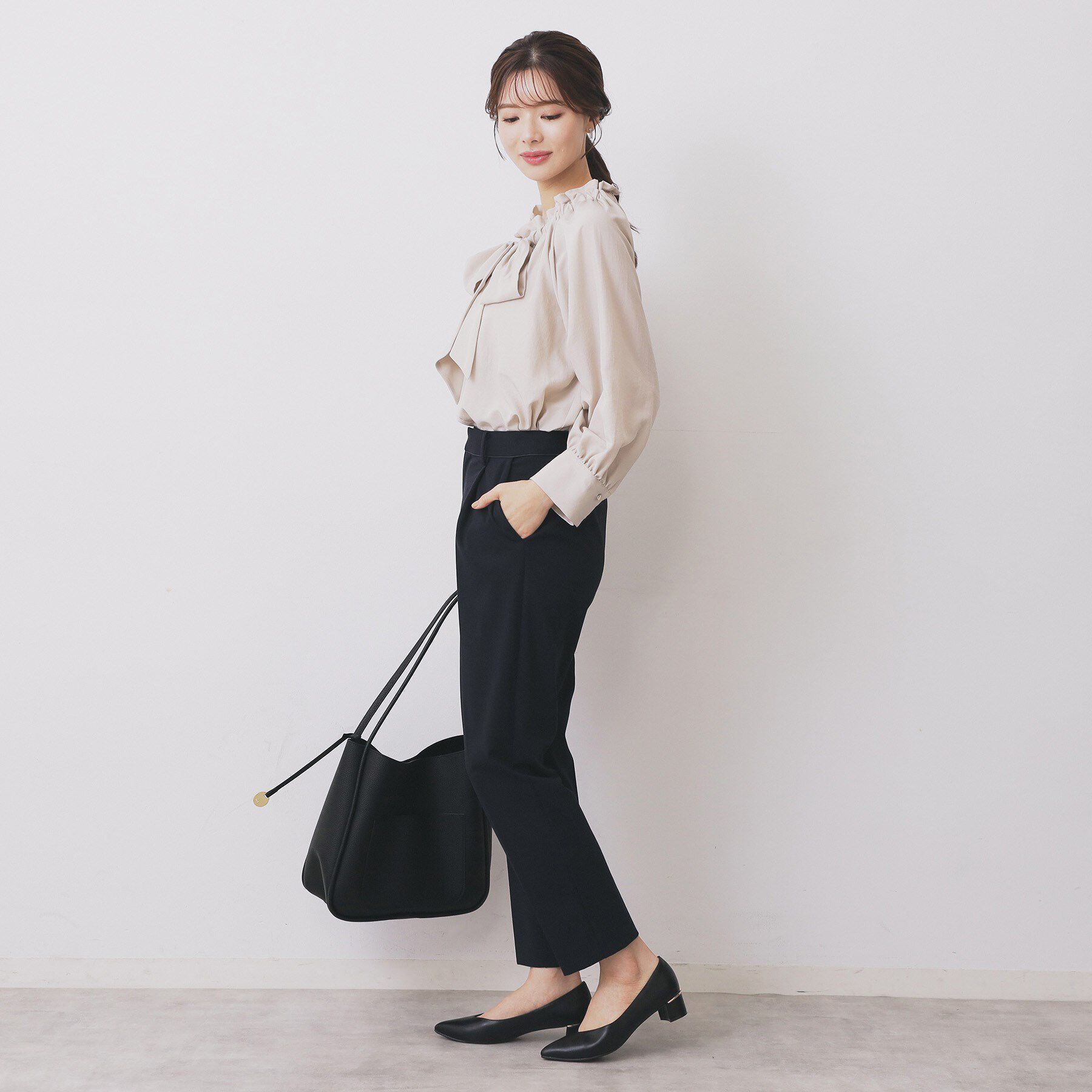 index「【抗菌防臭】ビジュー付きヒールパンプス」|パンプス|