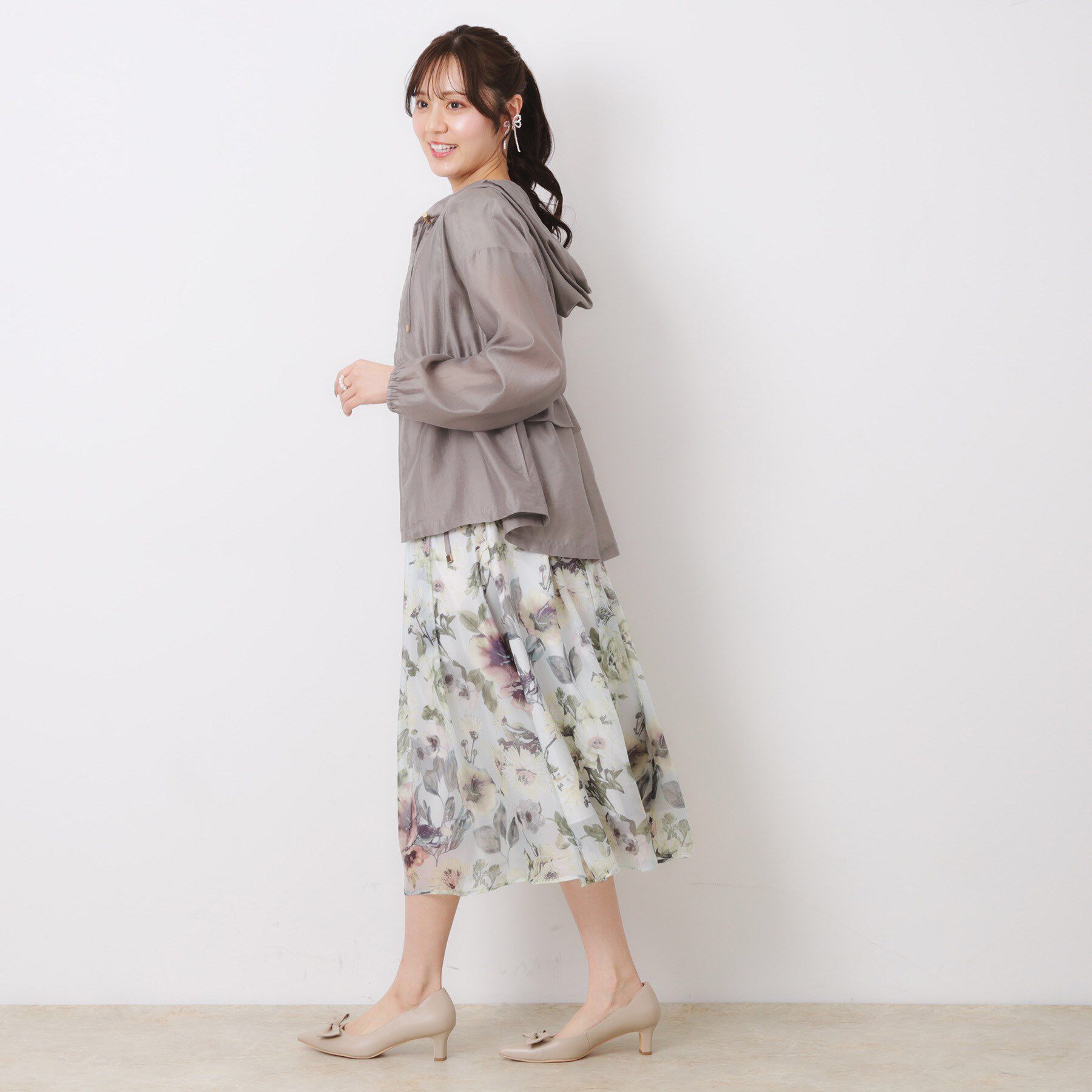 Couture broach「【オシャレな透け感・ペプラム】愛されシアーマンパ」|ブルゾン・スタジャン|