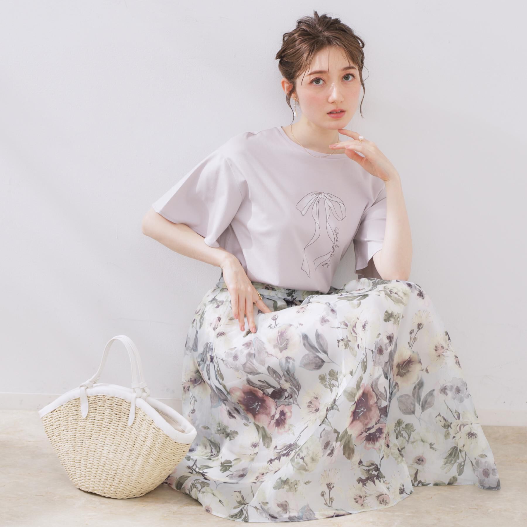 Couture broach「【マシンウォッシャブル・接触冷感・UV機能】60リボンロゴプリント フレアーT」|Tシャツ・カットソー|