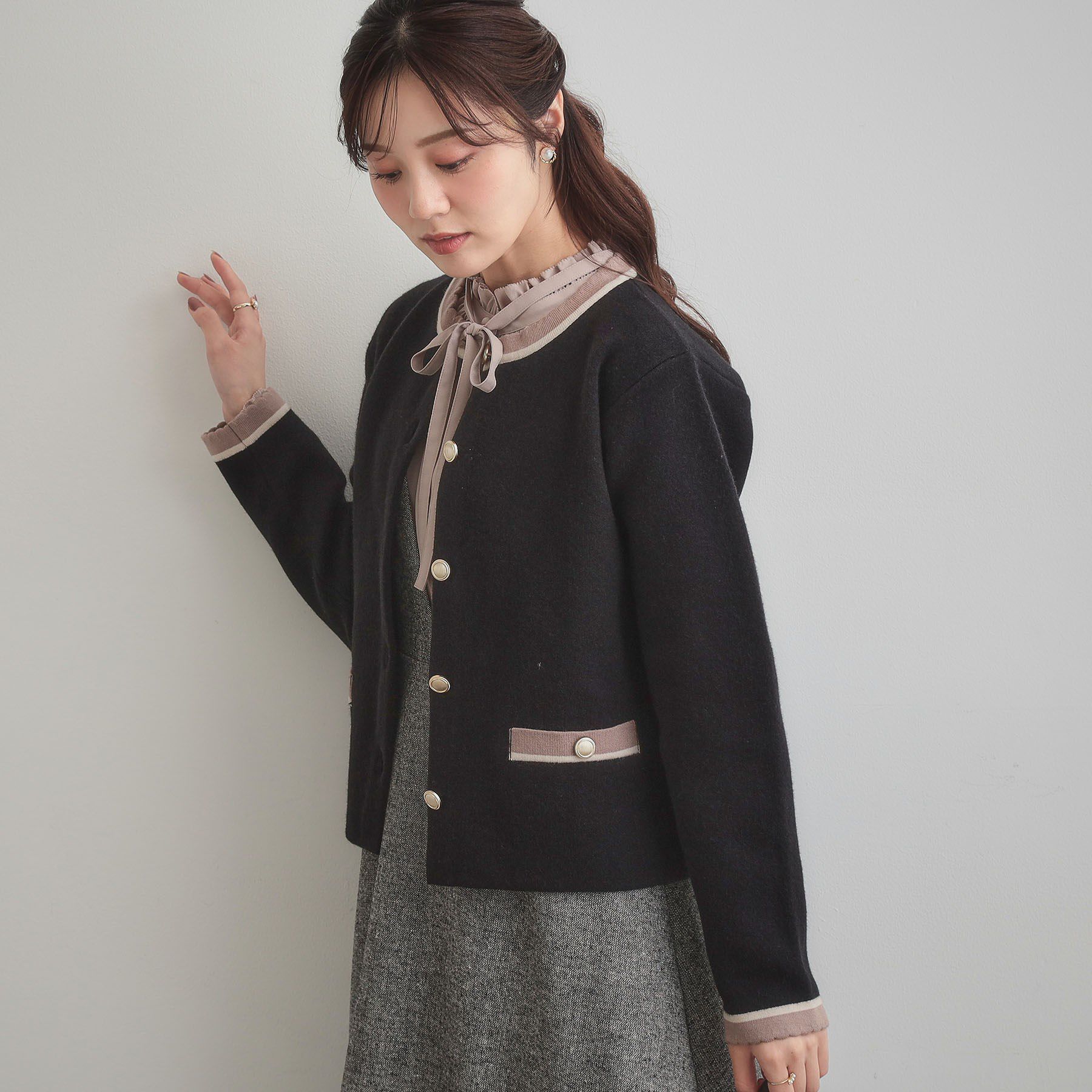 Couture broach「【通勤・大人上品】ムースタッチジャカード 配色スカラカーディ」|カーディガン|