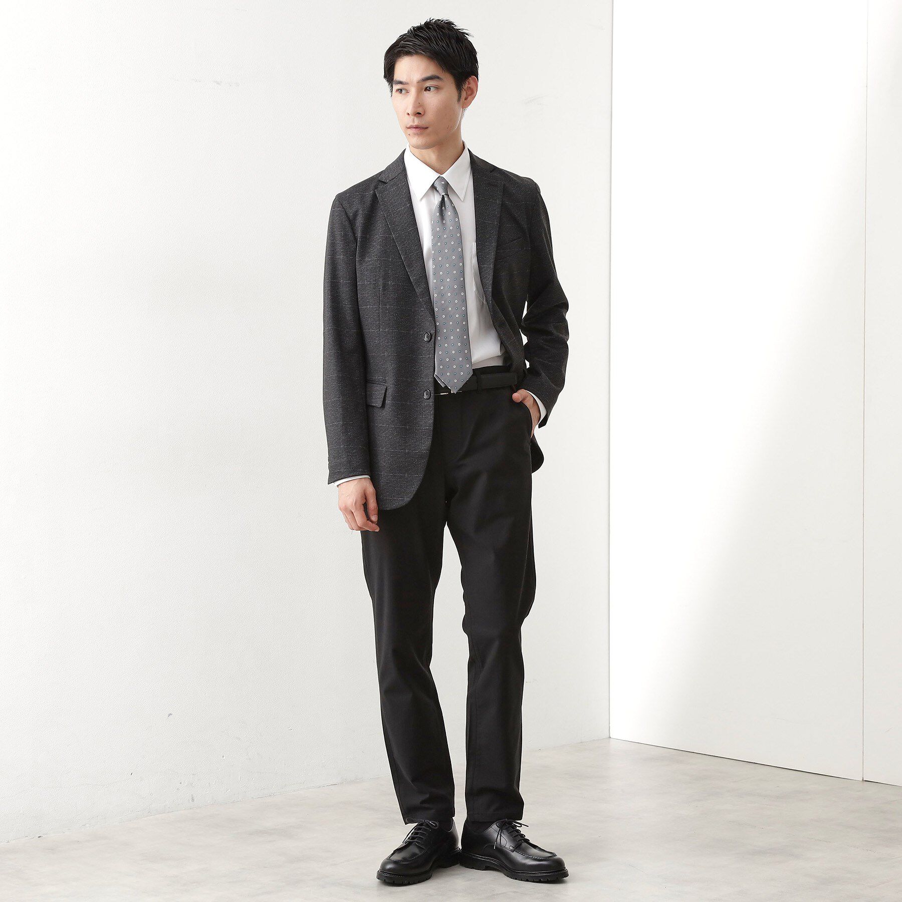 THE SHOP TK「【オールシーズン穿ける！】7DAYSストレッチへリンボンパンツ　ON&hArr;OFF兼用」|その他|