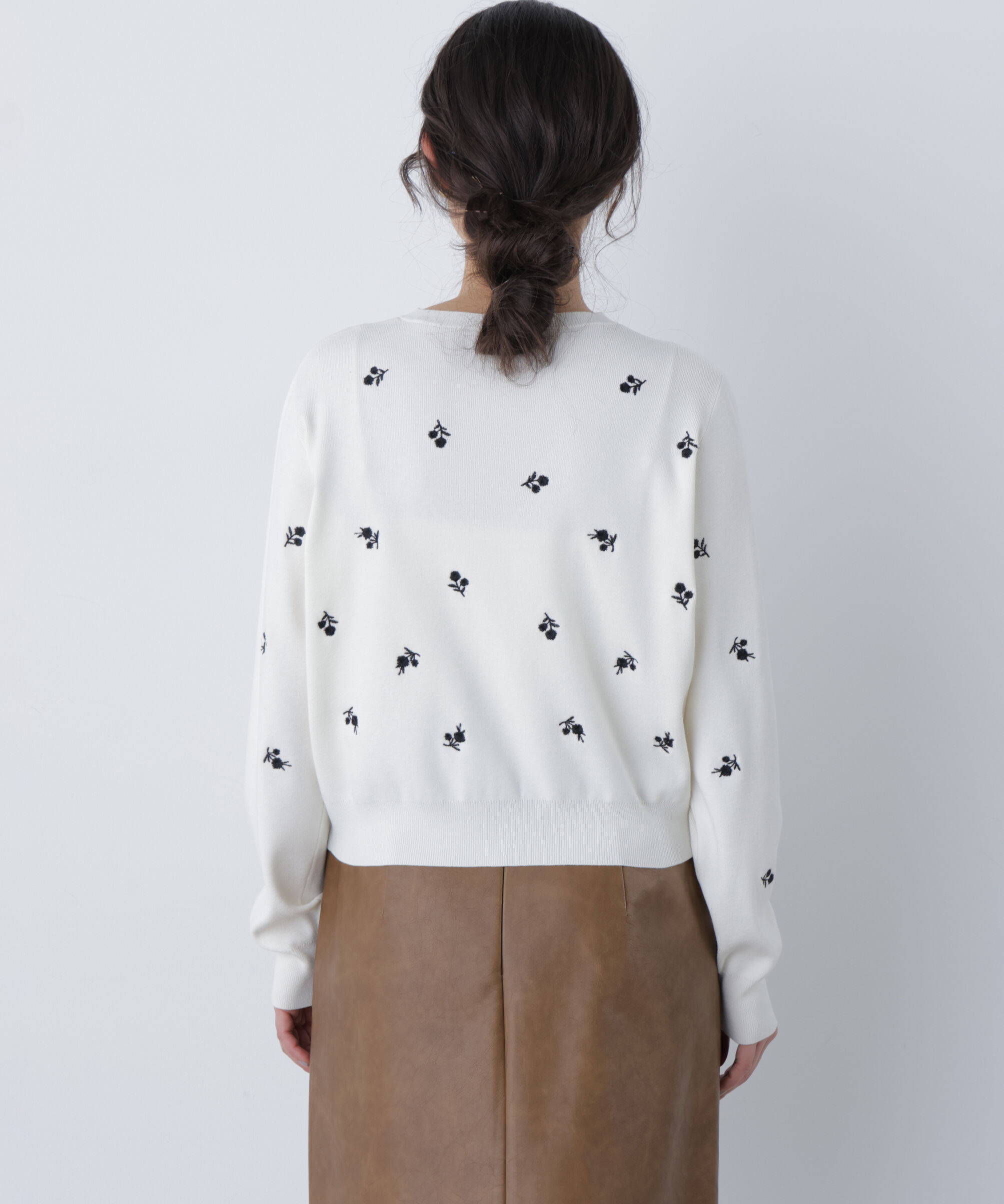  「〈N.〉フラワー刺繍ポケットカーデ」|ニット・セーター|