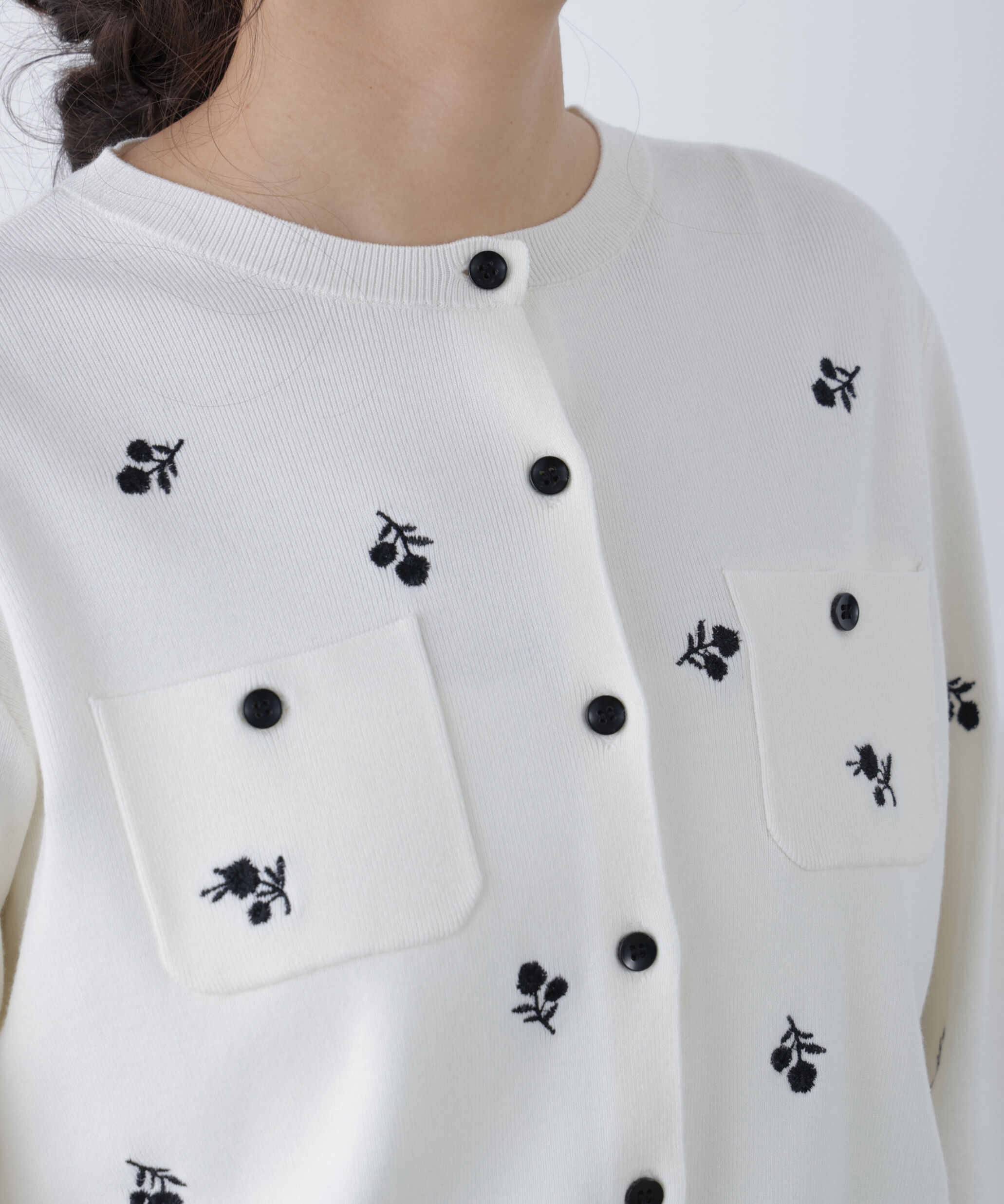  「〈N.〉フラワー刺繍ポケットカーデ」|ニット・セーター|