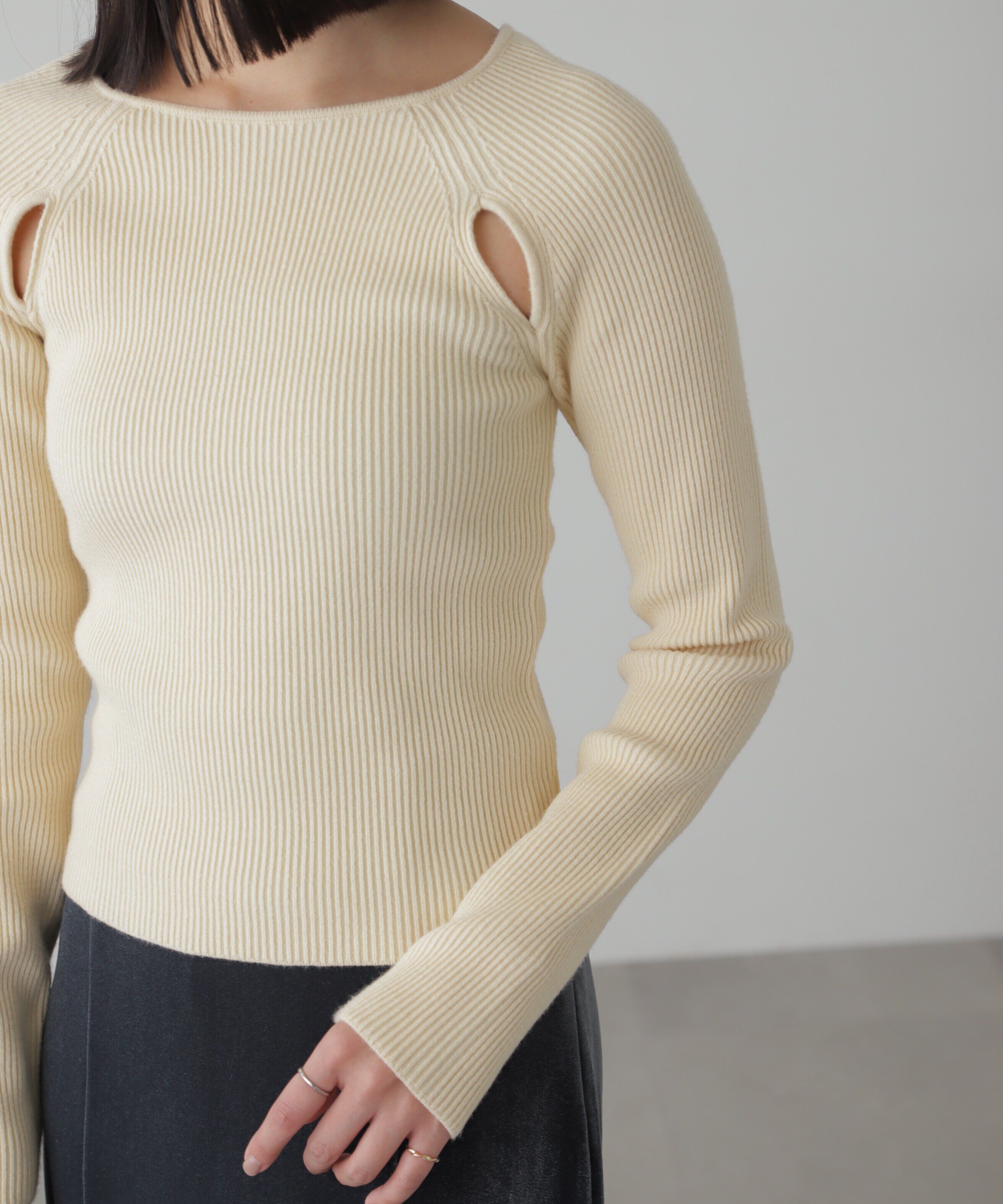  「クルーネックカッティングニット」|ニット・セーター|