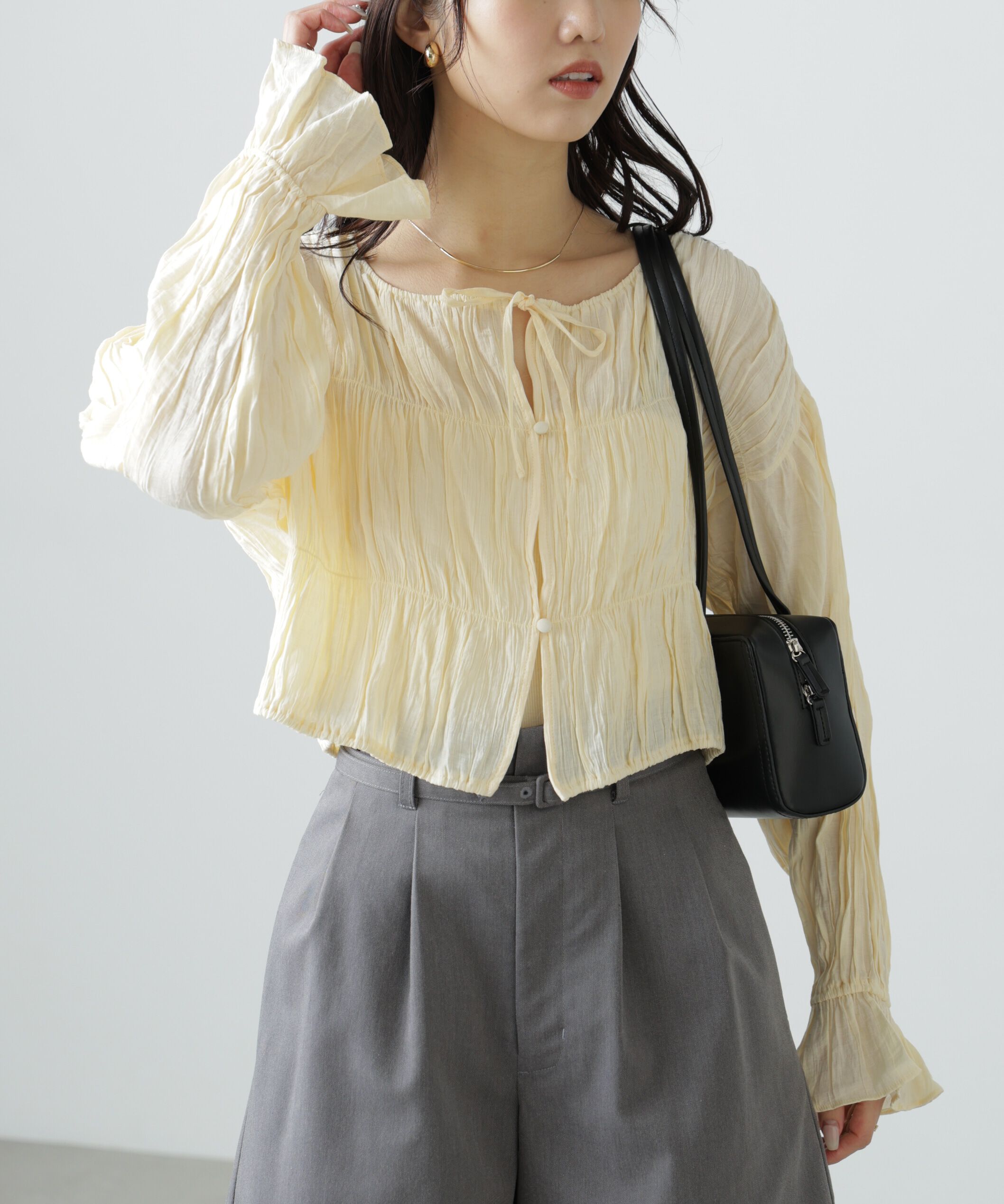  「シアーギャザー前開き短丈ブラウス」|シャツ・ブラウス|