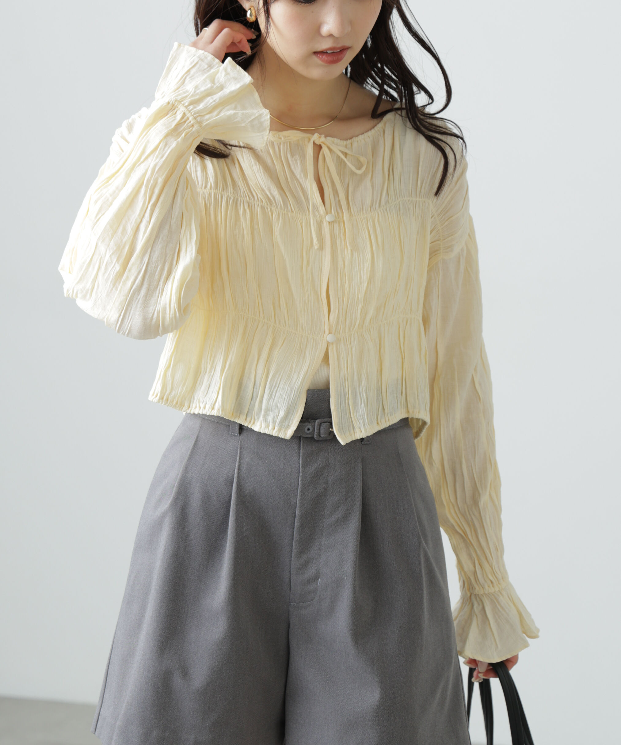  「シアーギャザー前開き短丈ブラウス」|シャツ・ブラウス|
