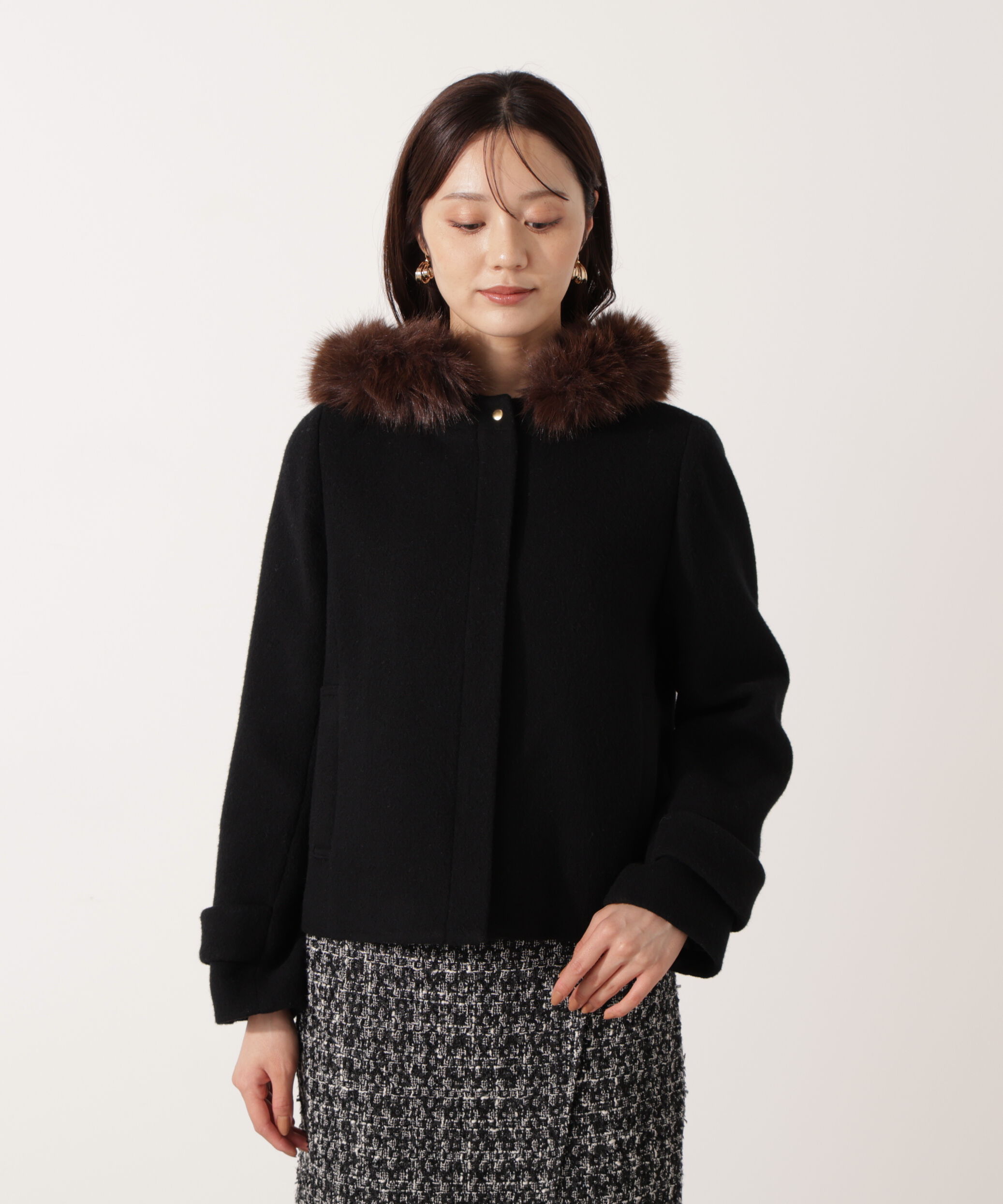 PROPORTION BODY DRESSING「モッサフードフェイクファーショートコート 25AW」|ブルゾン・スタジャン|