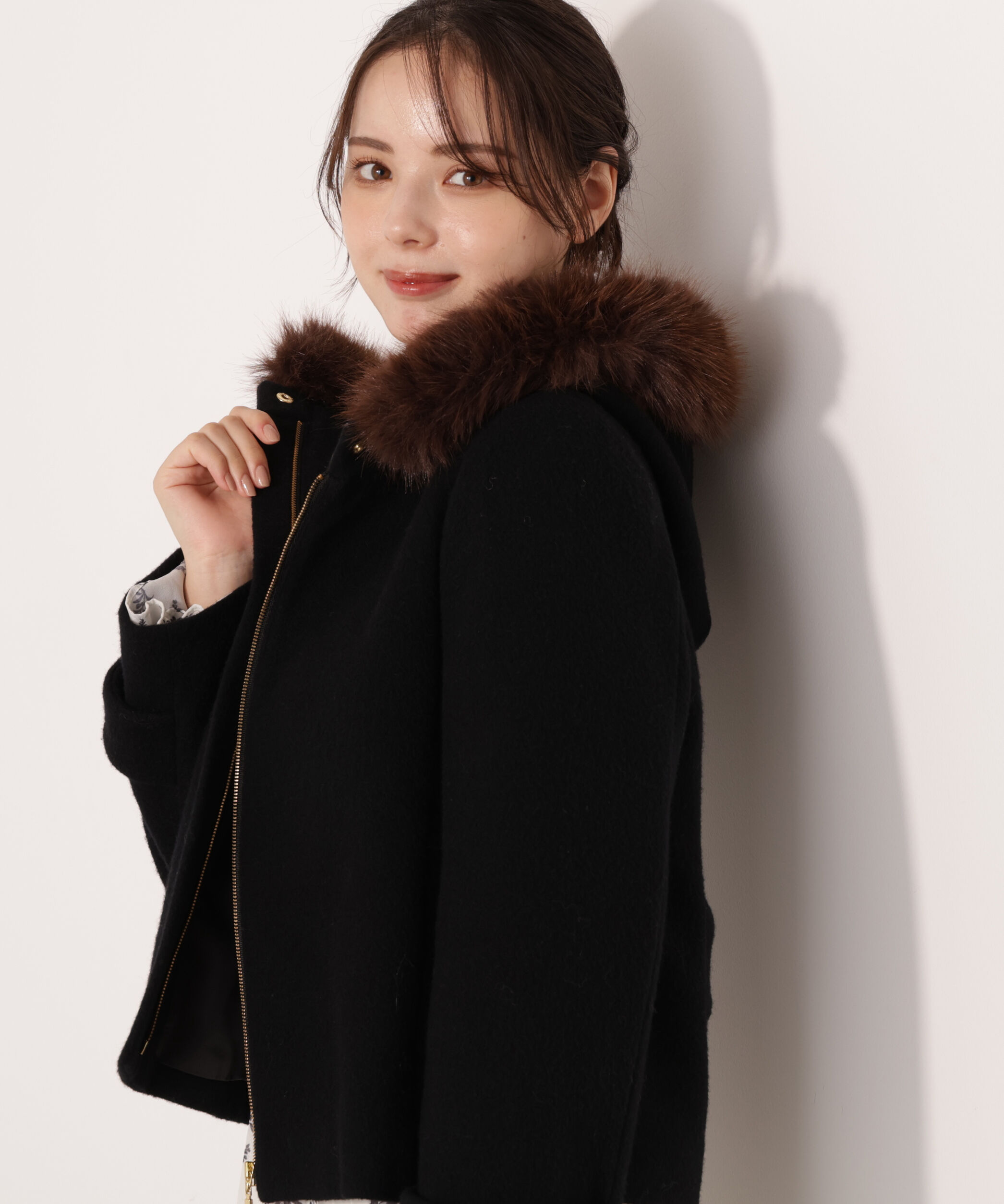 PROPORTION BODY DRESSING「モッサフードフェイクファーショートコート 25AW」|ブルゾン・スタジャン|