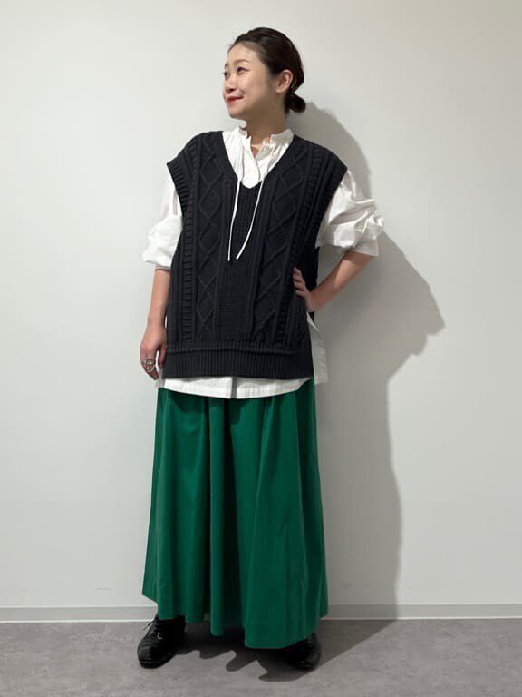  「◆ケーブル編みニットベスト」|ニット・セーター|