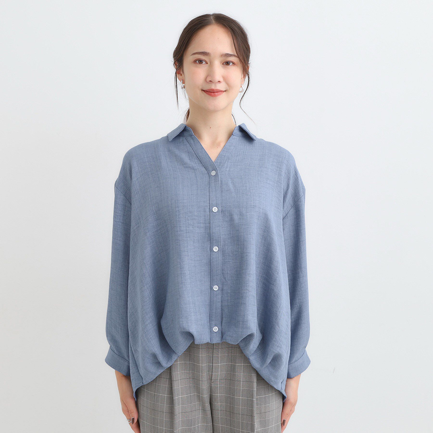 SHOO･LA･RUE「【S-LL】インせず着られる デニムライク前開きブラウス」|シャツ・ブラウス|