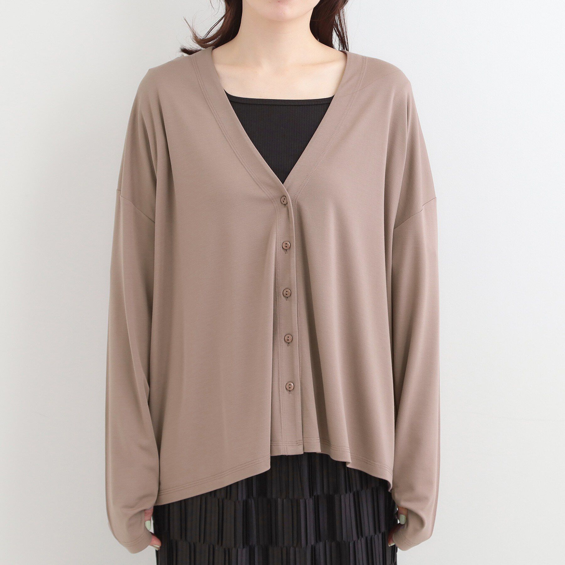 SHOO･LA･RUE「【S-LL/UV】手の甲まで隠れる 指穴付き とろみVネックカーディガン」|カーディガン|