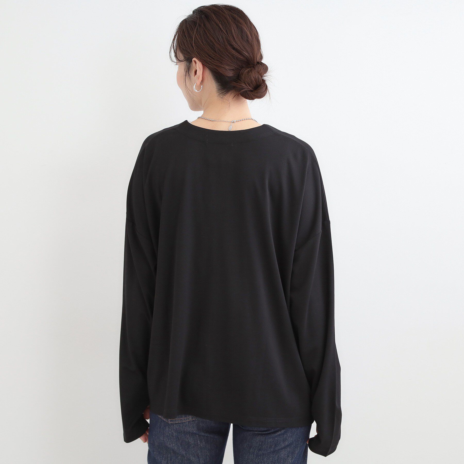 SHOO･LA･RUE「【S-LL/UV】手の甲まで隠れる 指穴付き とろみVネックカーディガン」|カーディガン|