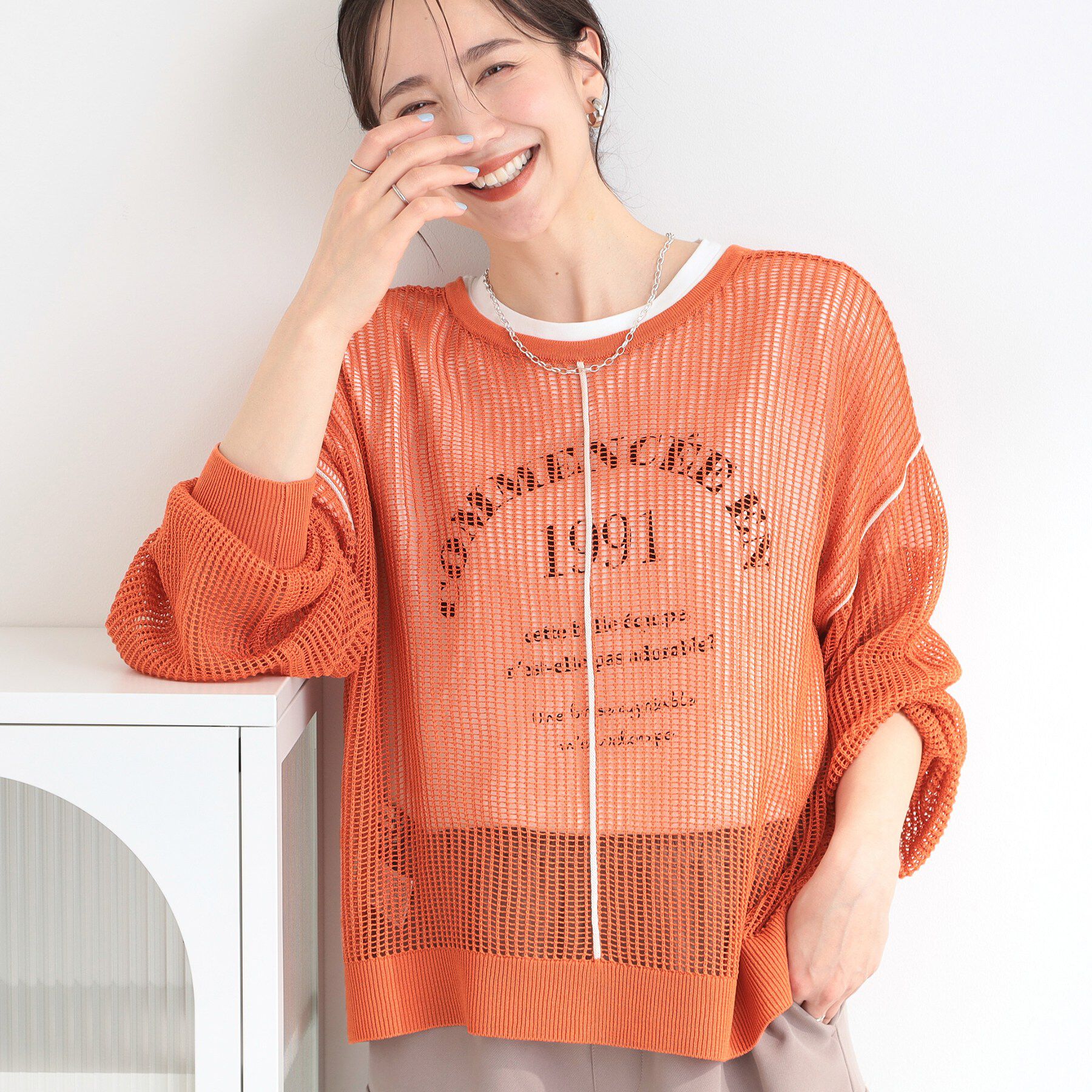 SHOO･LA･RUE「【前後2WAY/2点セット/洗濯機可/S-LL】メッシュリボンニット＆半袖ロゴT」|その他|オレンジ(067)