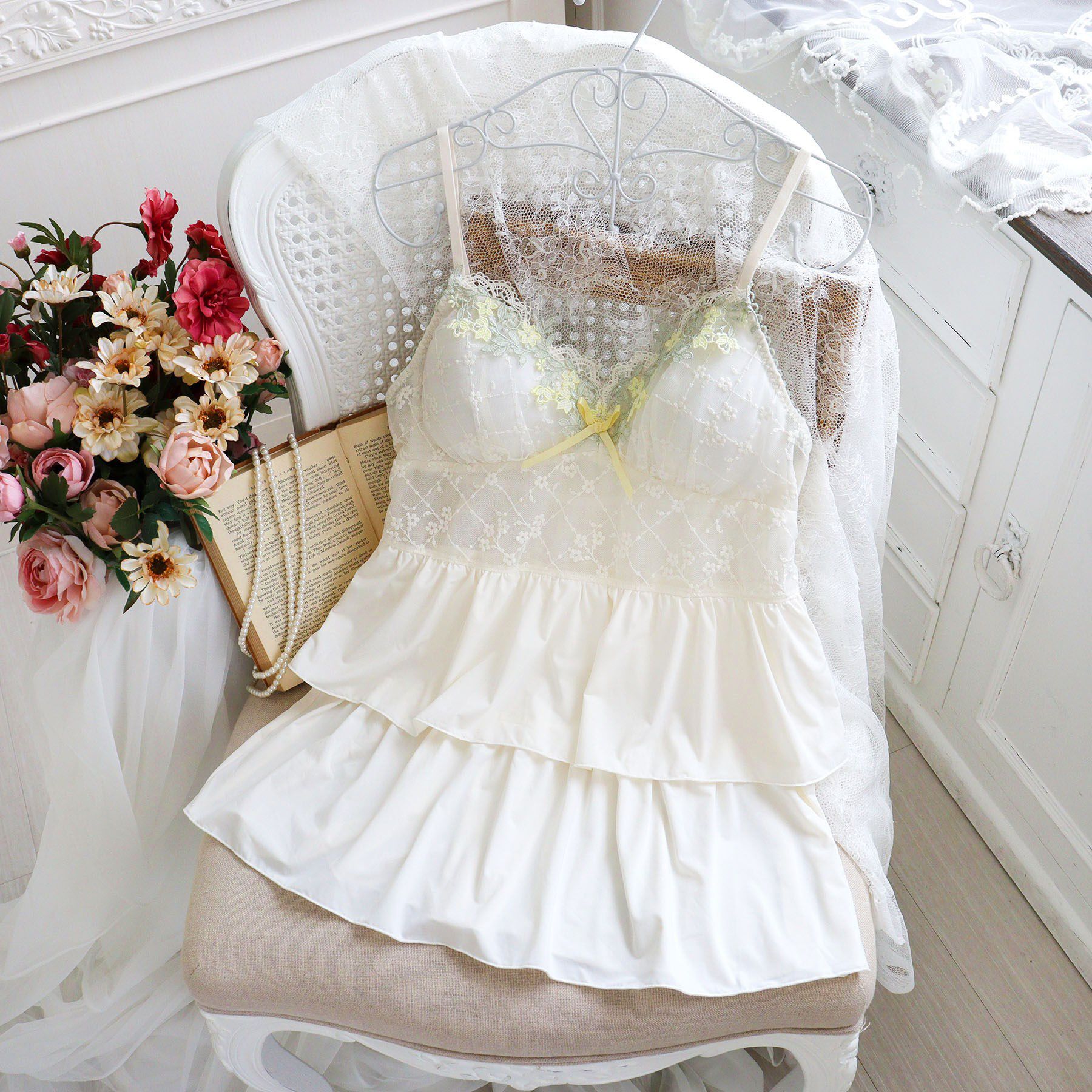 Risa Magli「ジニー カップ付キャミソール」|キャミソール|アイボリー(004)