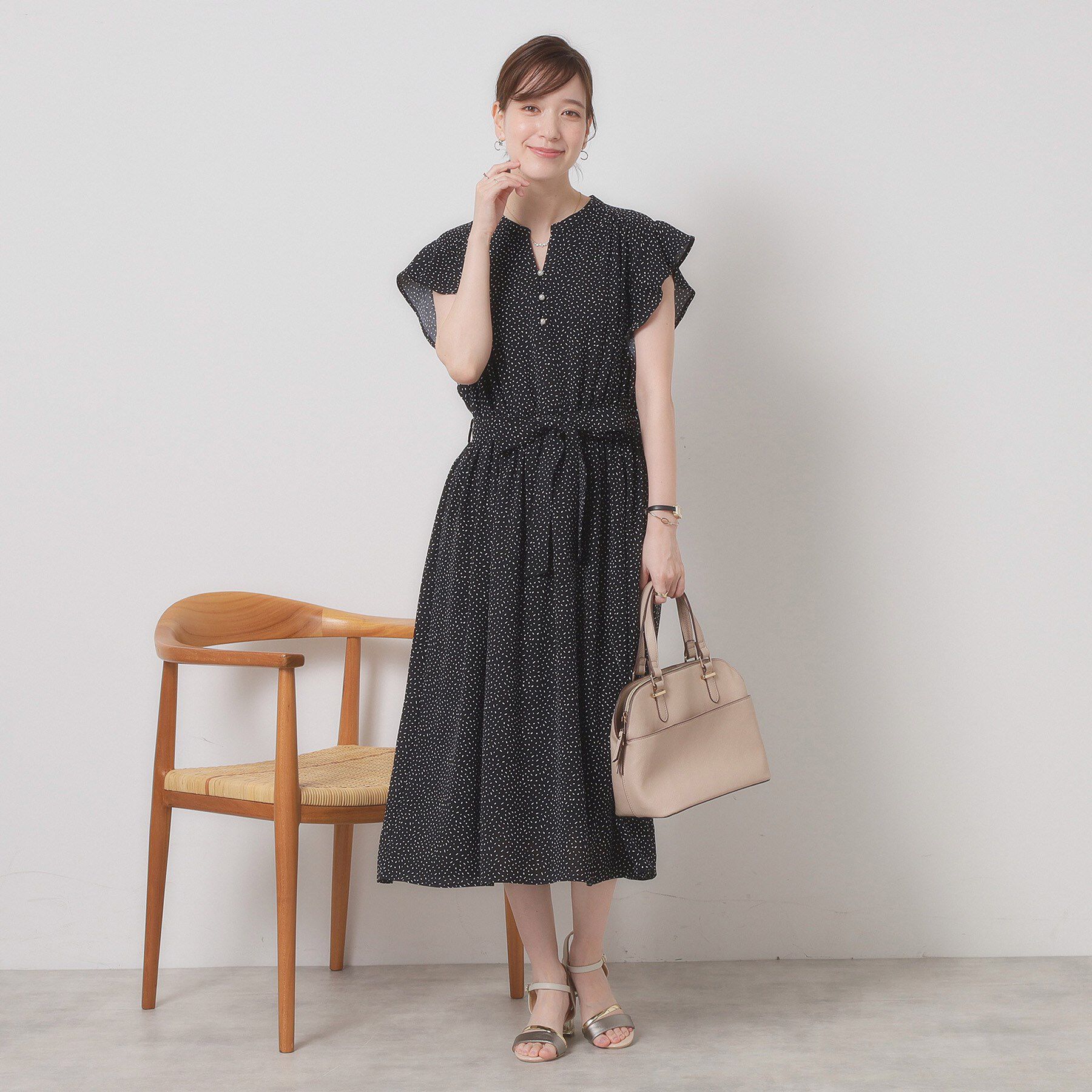 ITS&rsquo;DEMO「【手洗い可】フリル袖ブラウジングワンピース」|ワンピース|