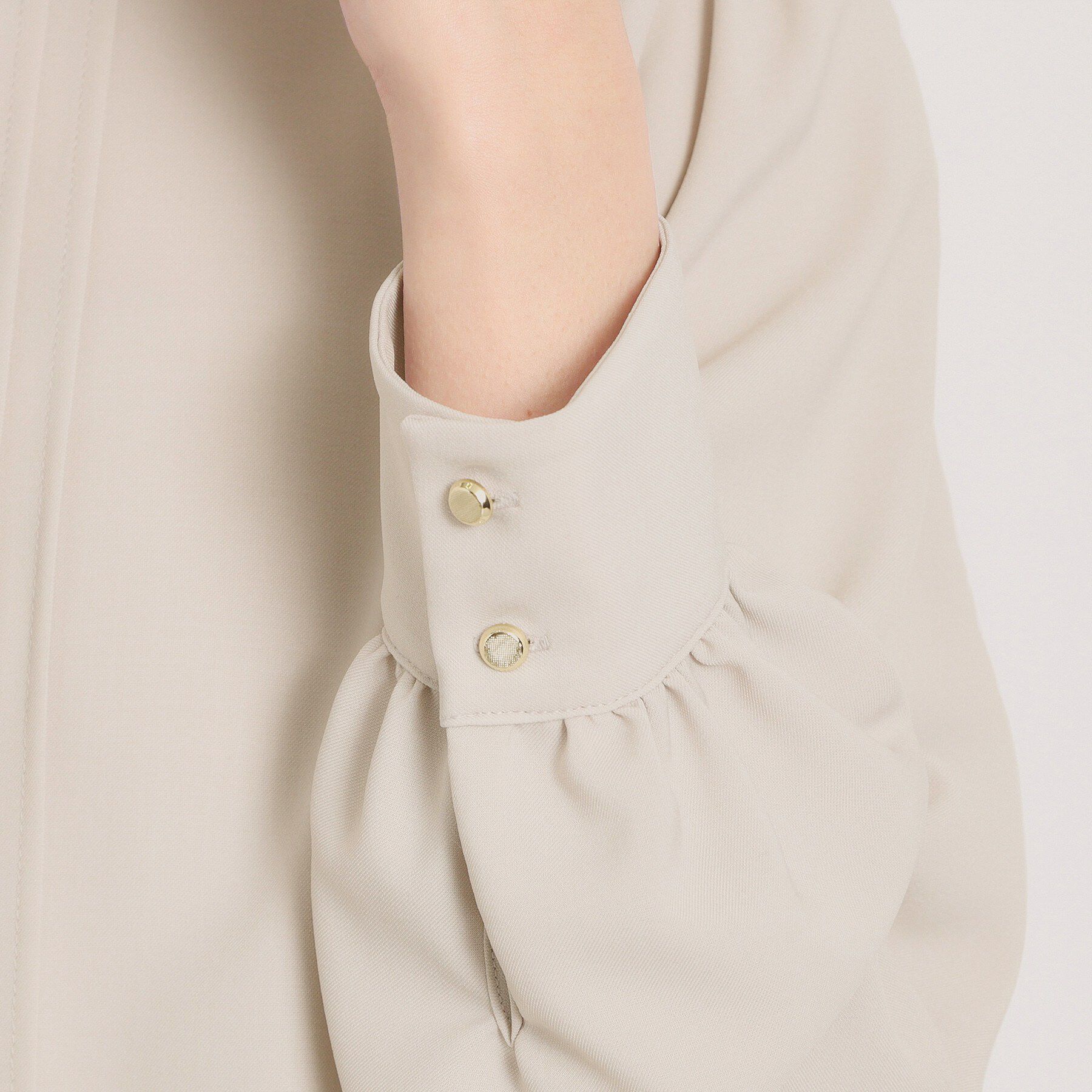 ITS&rsquo;DEMO「【入卒／手洗い可】フロントピンタックブラウス」|シャツ・ブラウス|