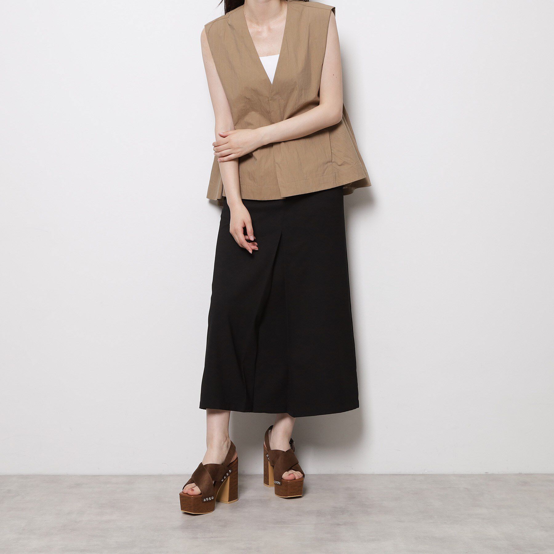 ESPERANZA「【ラク盛り／サンダル】リピーター続出／脚長美脚 クロススタッズサンダル」|サンダル|