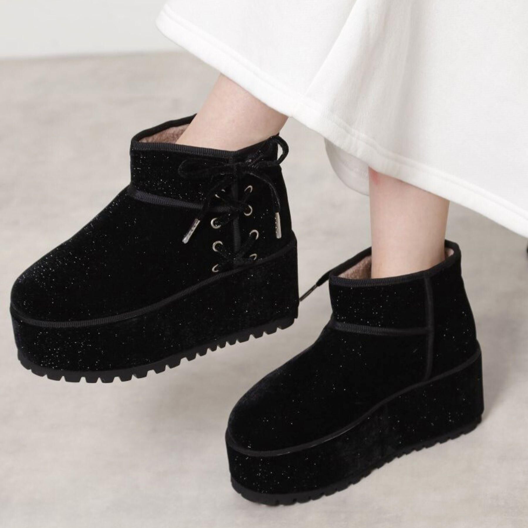 ESPERANZA「【EC先行販売】厚底レースアップリボンフェイクムートンブーツ」|ショートブーツ|ブラック(319)