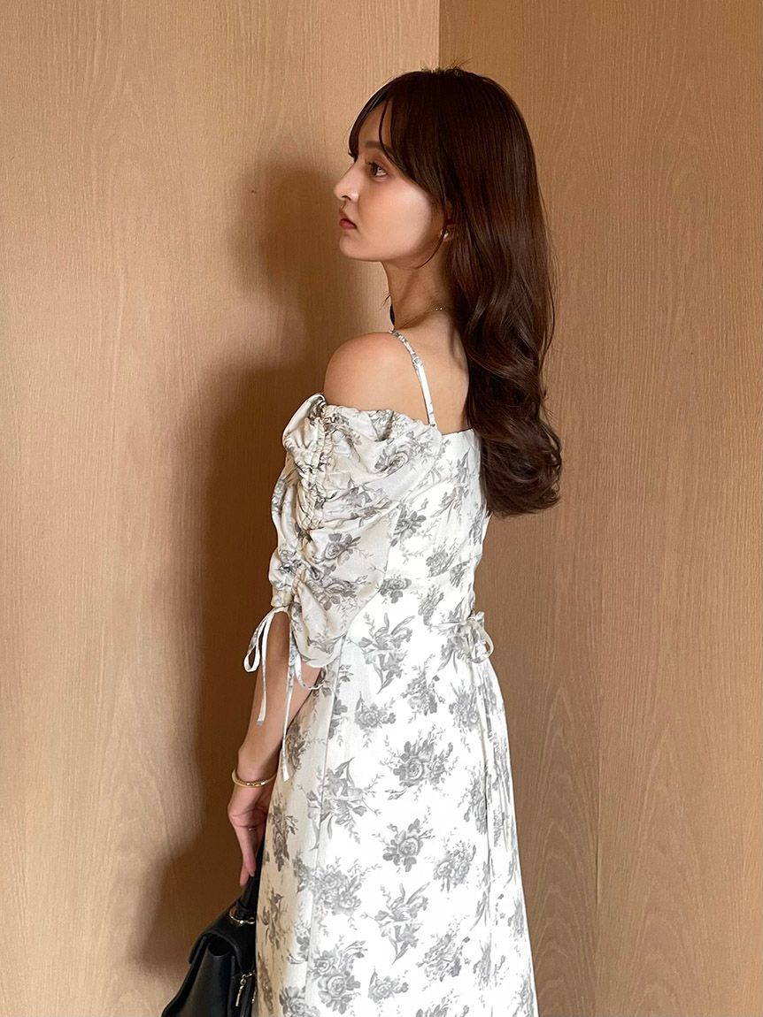 SNIDEL「【WEB限定/ROSE Collection】ROSEプリントワンピース」|ワンピース|