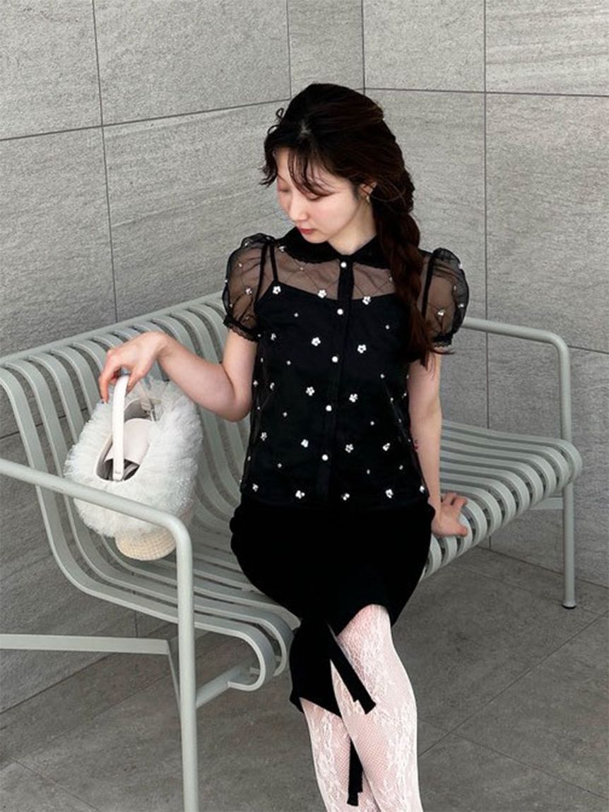 LILY BROWN「[L.B CANDY STOCK]ラウンドカラービジューブラウス」|シャツ・ブラウス|