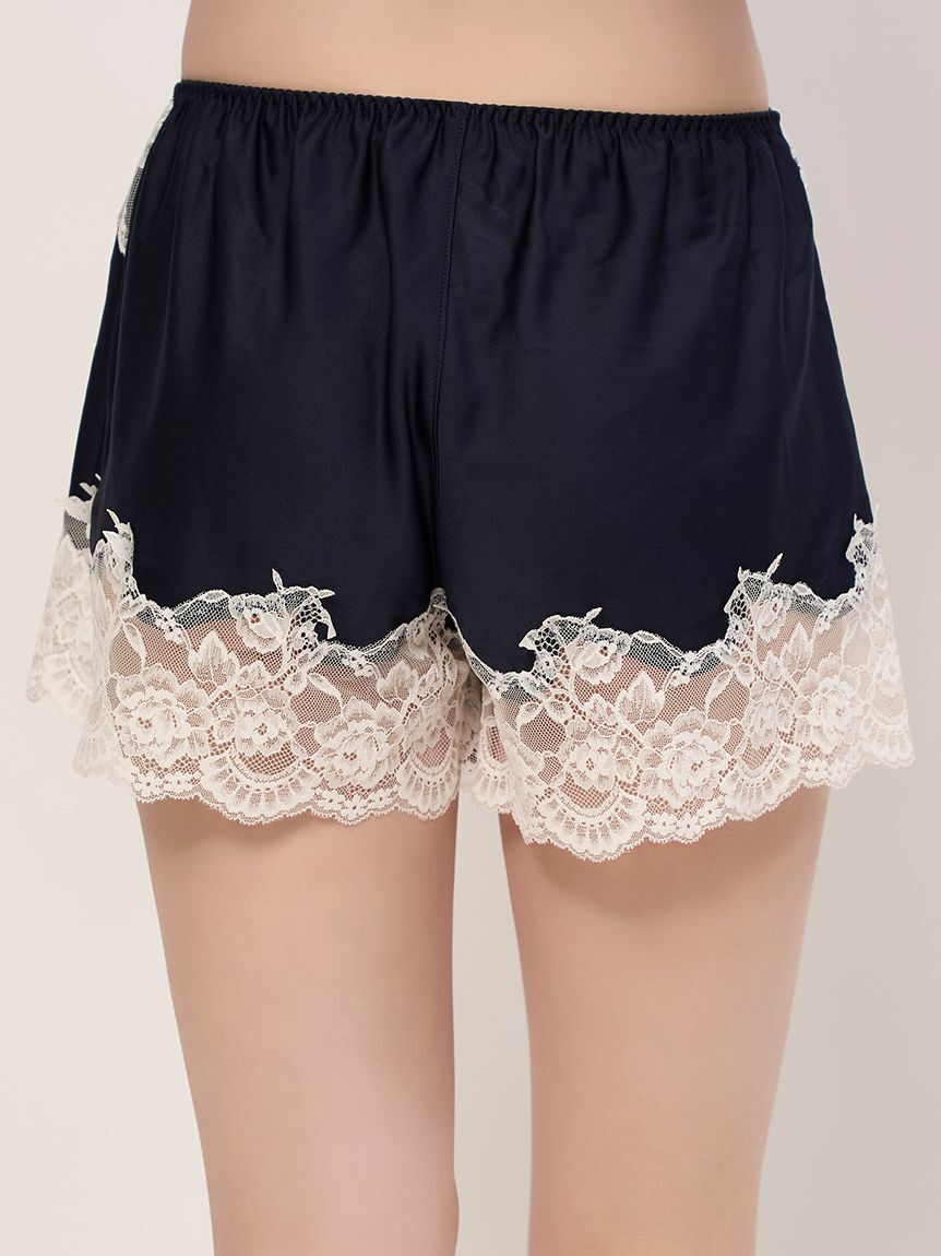 LILY BROWN Lingerie「【LILY BROWN Lingerie】サテンランジェリーショートパンツ」|その他|
