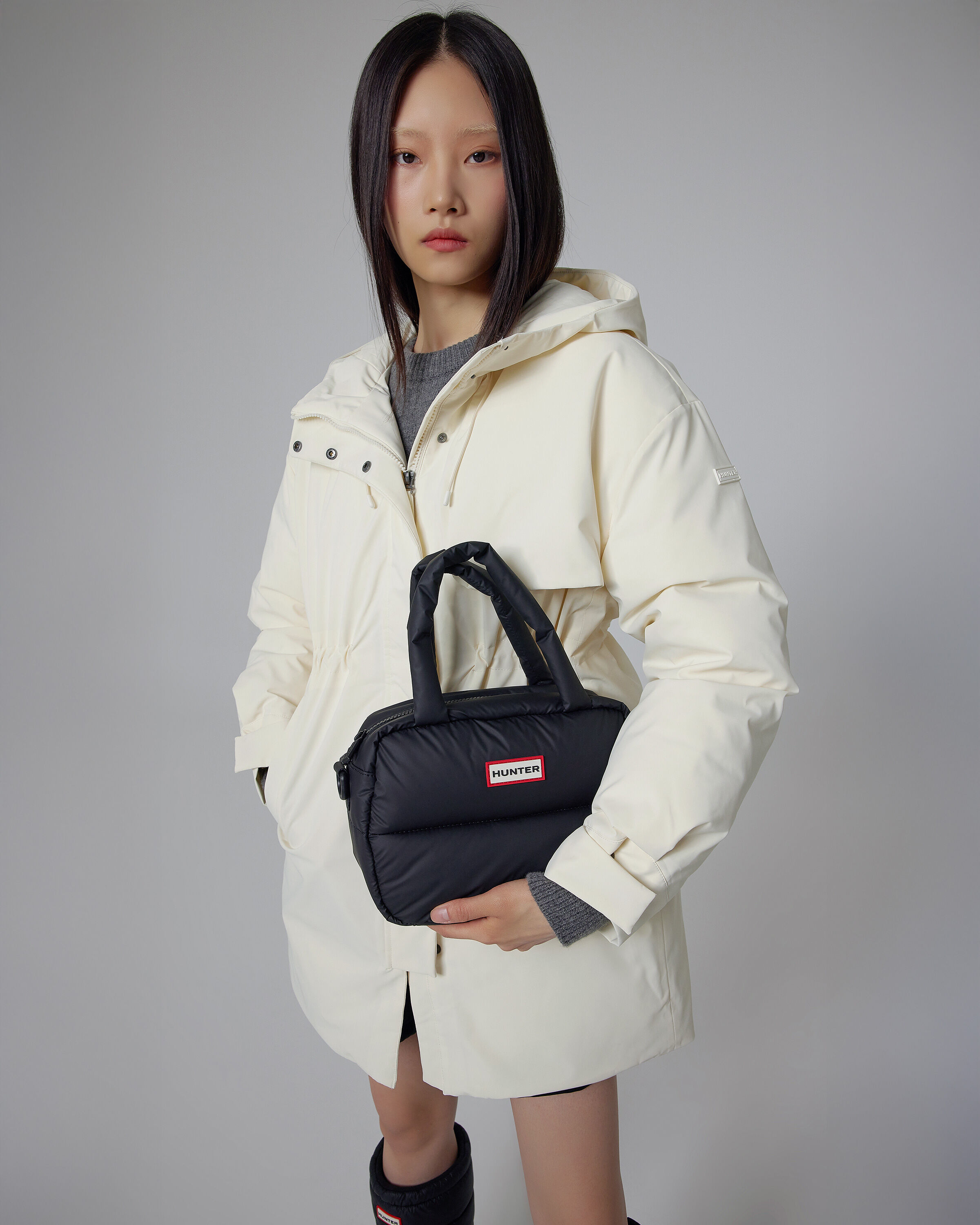 HUNTER「イントレピッド エクストラ パフド ミニ ボストン」|ショルダー・メッセンジャー|BLK