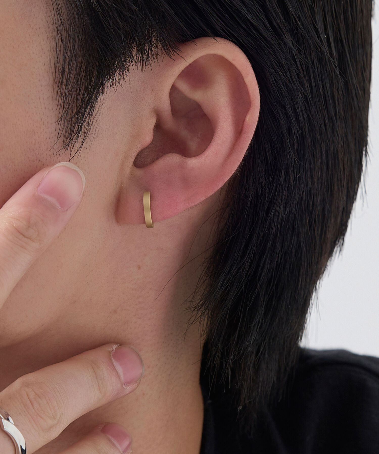 JUPITER「【シリーズ累計販売 2000点突破！】【K10】ストレートフープピアス/片耳/ ユニセックス/マットゴールド」|ピアス|