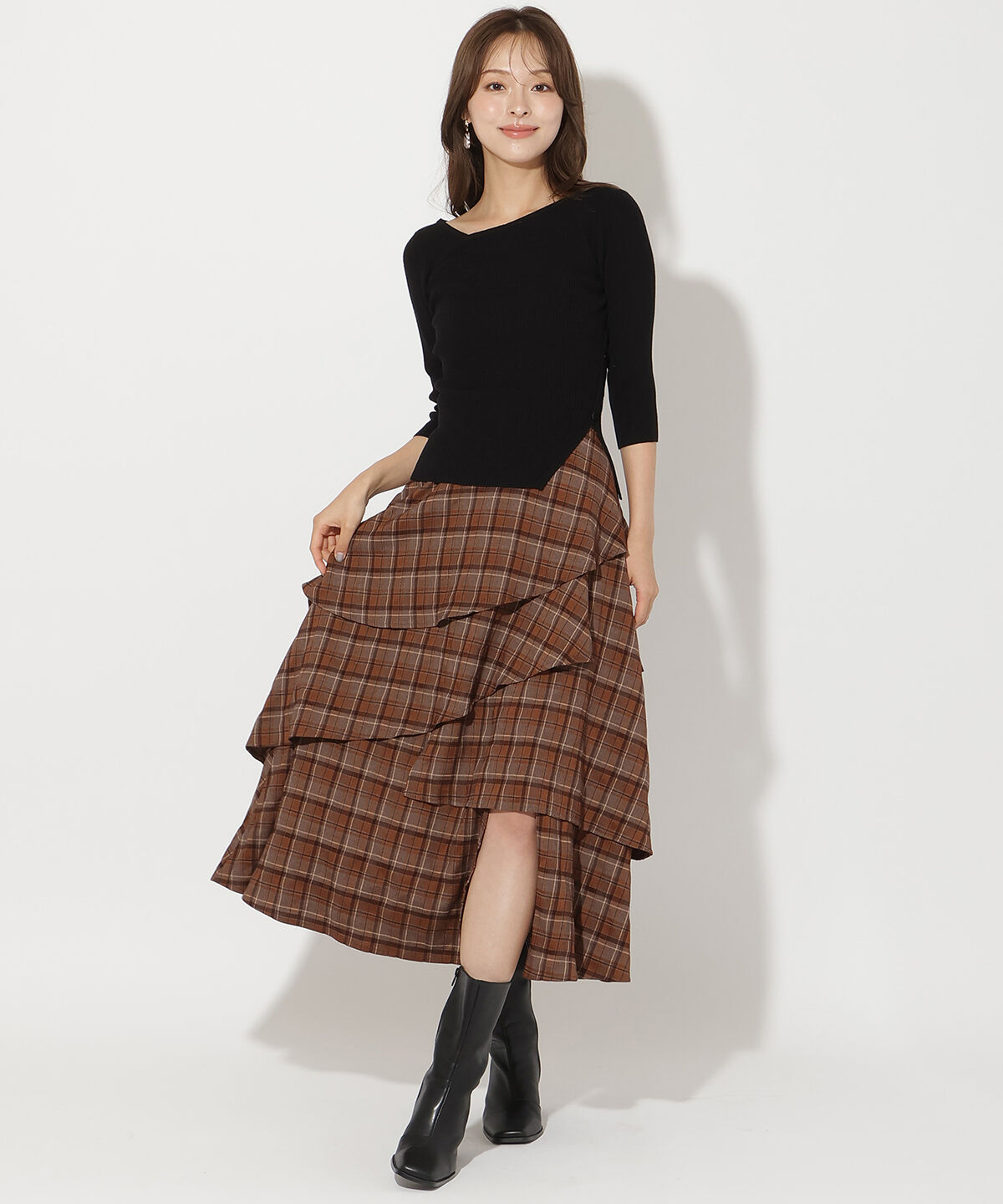 アンドクチュール「アシメVネック7分袖プルオーバー」|ニット・セーター|