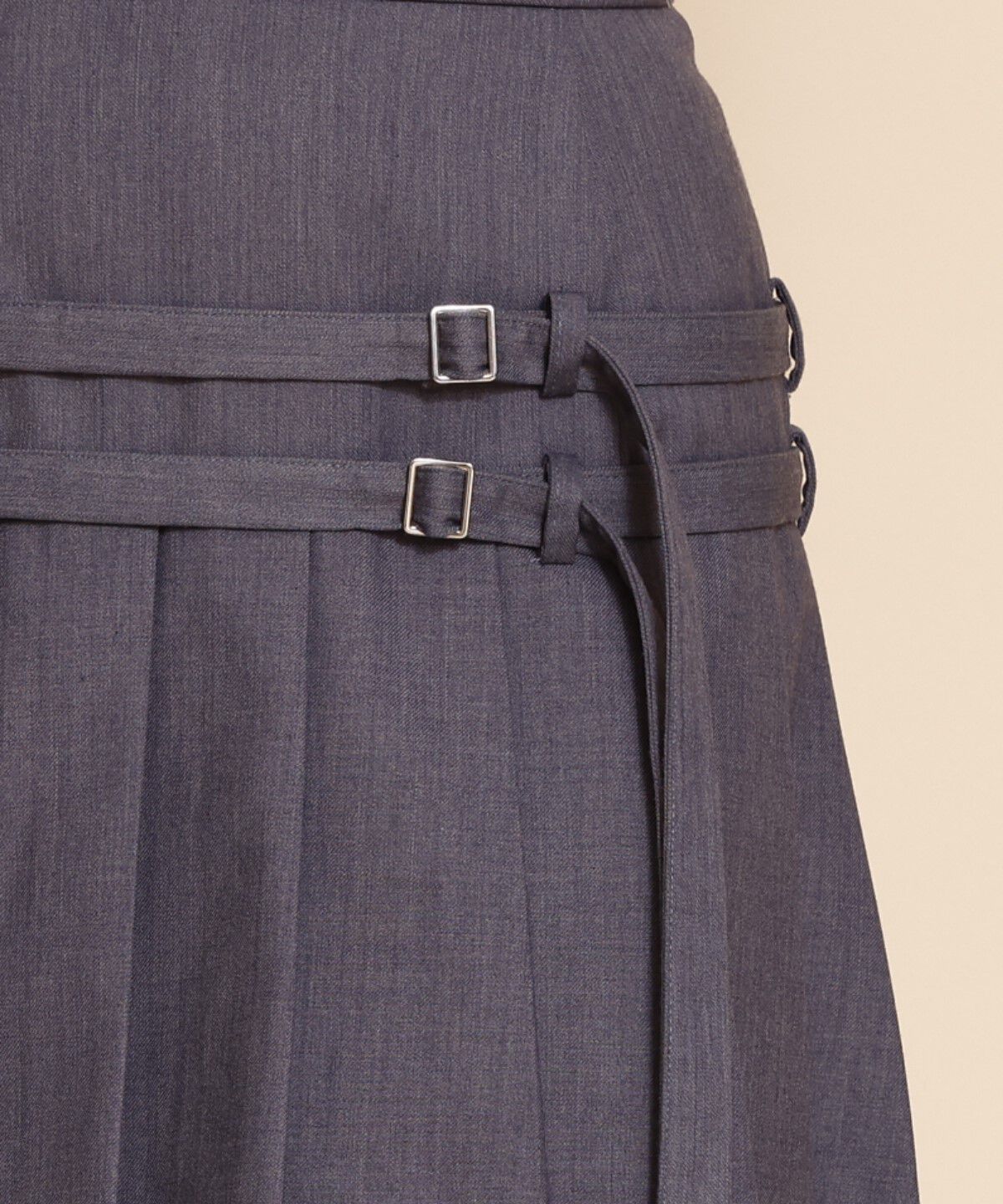 REDYAZEL「ダブルベルトプリーツミニスカート」|フレア|