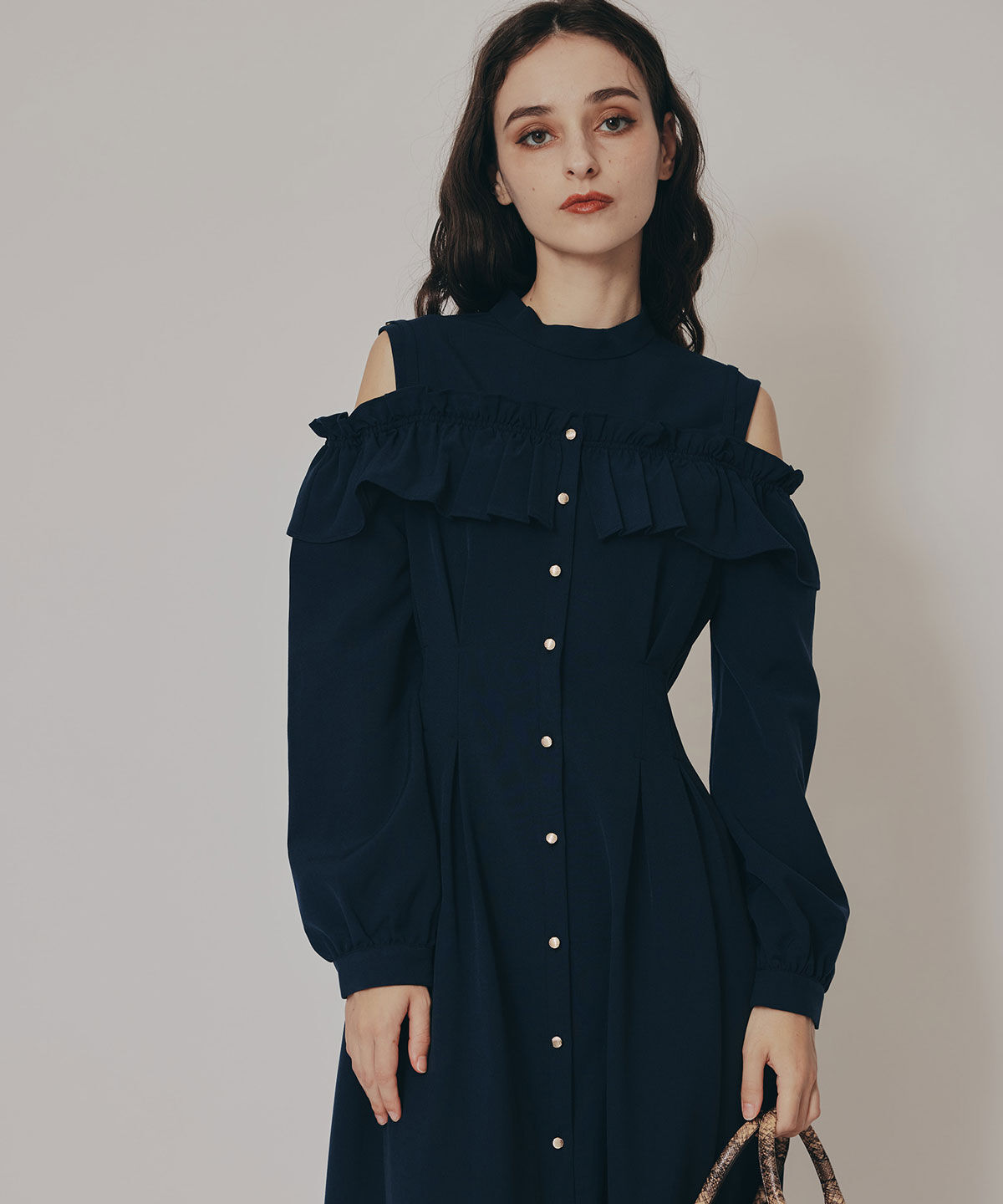 REDYAZEL「オープンショルダーフリルワンピース」|ワンピース|