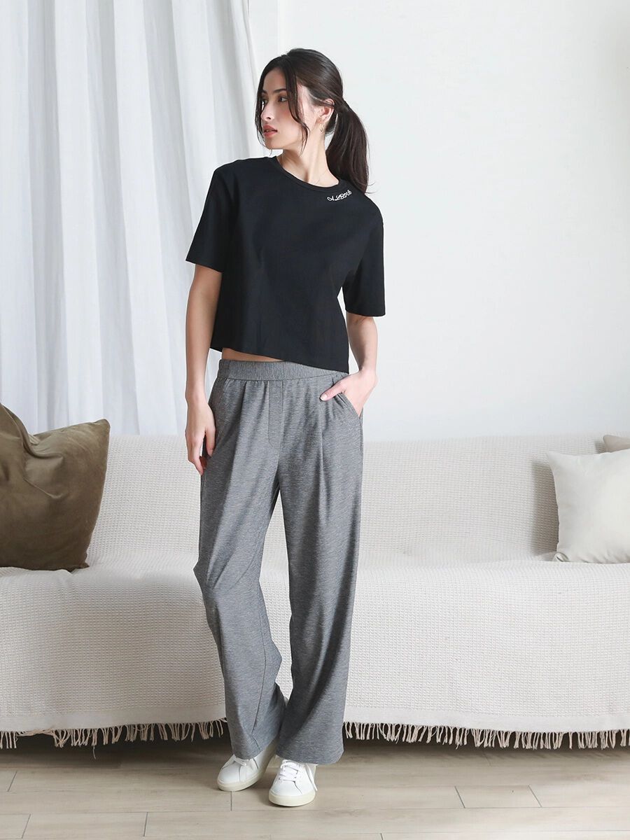 ALBOVE「ALBOVEネックロゴTシャツ」|Tシャツ・カットソー|ブラック