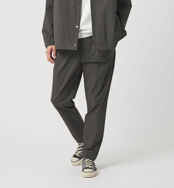 BEAUTY&YOUTH UNITED ARROWS「360&deg;MASTER 1プリーツ テーパード イージーパンツ NO.5 セットアップ対応 撥水 ストレッチ ウォッシャブル」|チノ|DK.GRAY