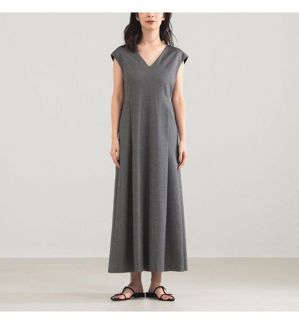 Demi-Luxe BEAMS 「AK+1 / Vネック フレア ノースリーブ ワンピ―ス」|ワンピース|