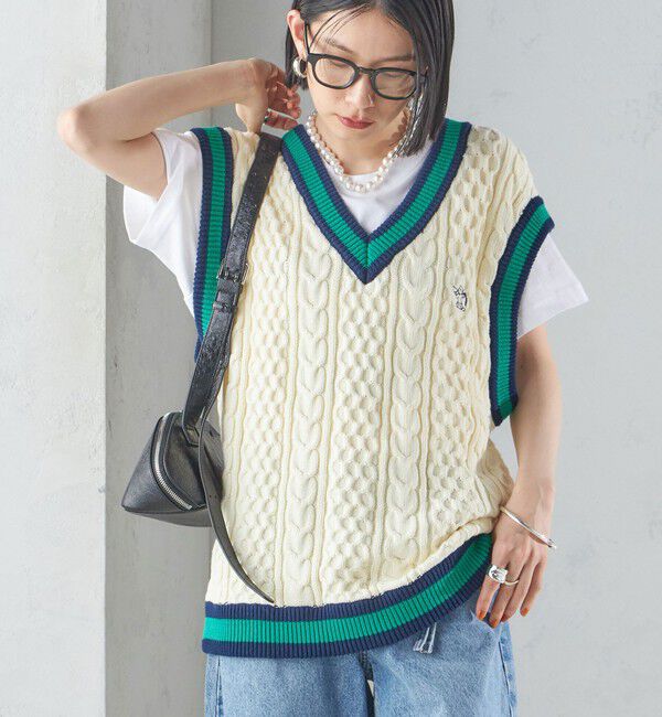 SHIPS for women「【SHIPS別注】LOGAN KNITTING MILLS: チルデン Vネック ベスト」|ベスト・ジレ|ナチュラル
