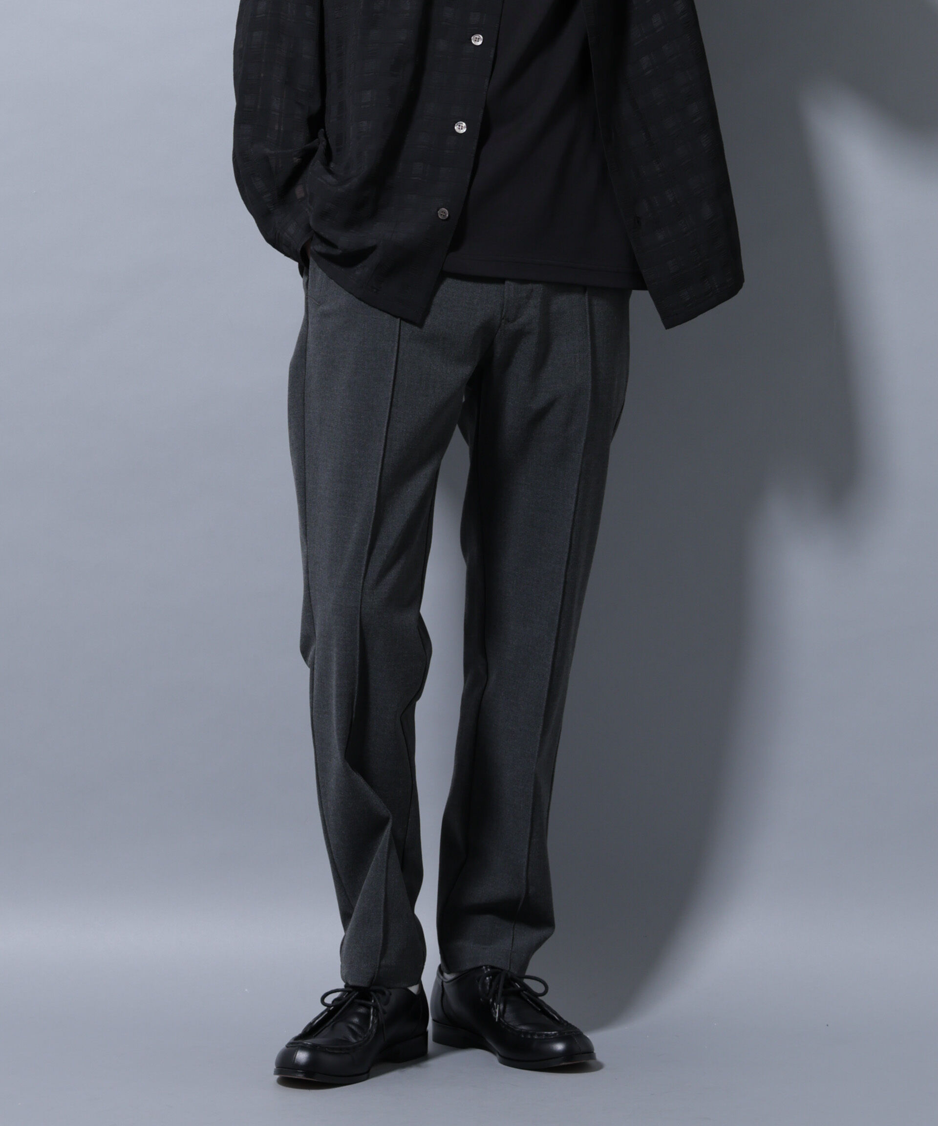 nano･universe「サイドリブストレッチイージーパンツ」|チノ|チャコール3