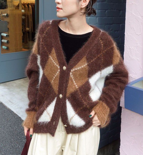 Laraaji「モヘアインターシャアーガイルVネックカーディガン」|カーディガン|ブラウン系その他