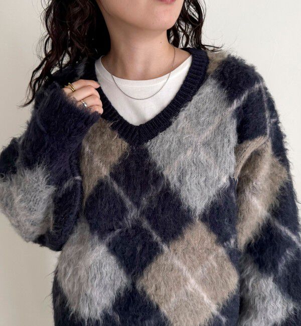 fredy emue「アーガイル柄起毛Ｖネックニット」|ニット・セーター|