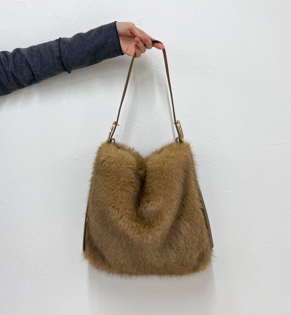 fredy emue「バックルワンハンドルファートートバッグ」|トートバッグ|