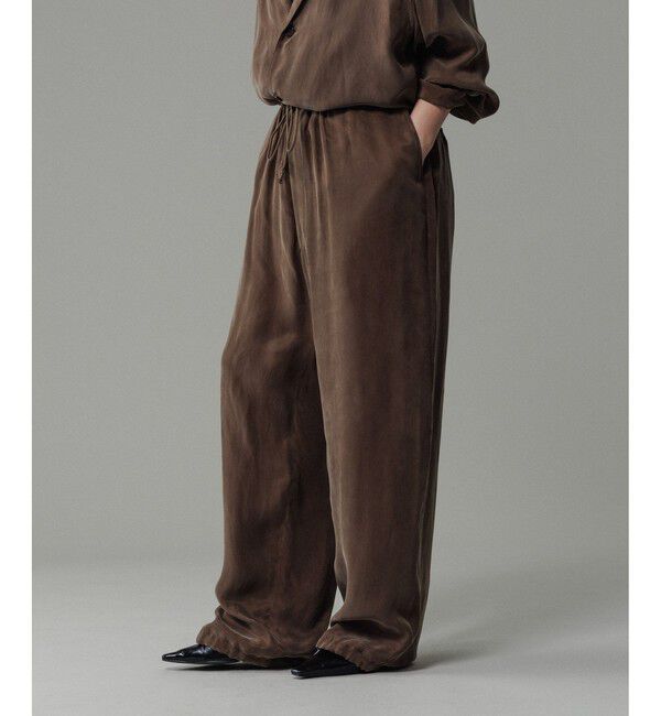 ADAM ET ROPE'「キュプラビスコース ワイドイージーパンツ  / セットアップ対応 」|チノ|