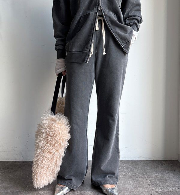  「【セットアップ対応】ピグメントフレアパンツ」|チノ|